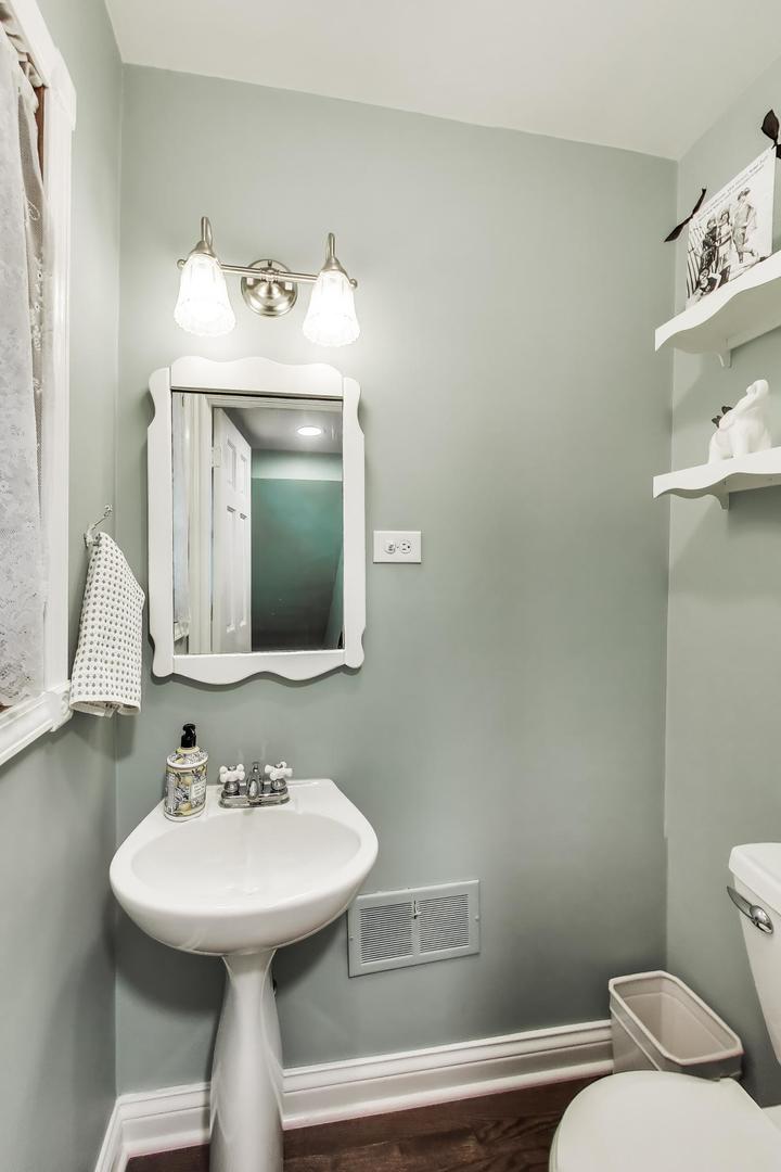 623 S Arlington Heights Road
