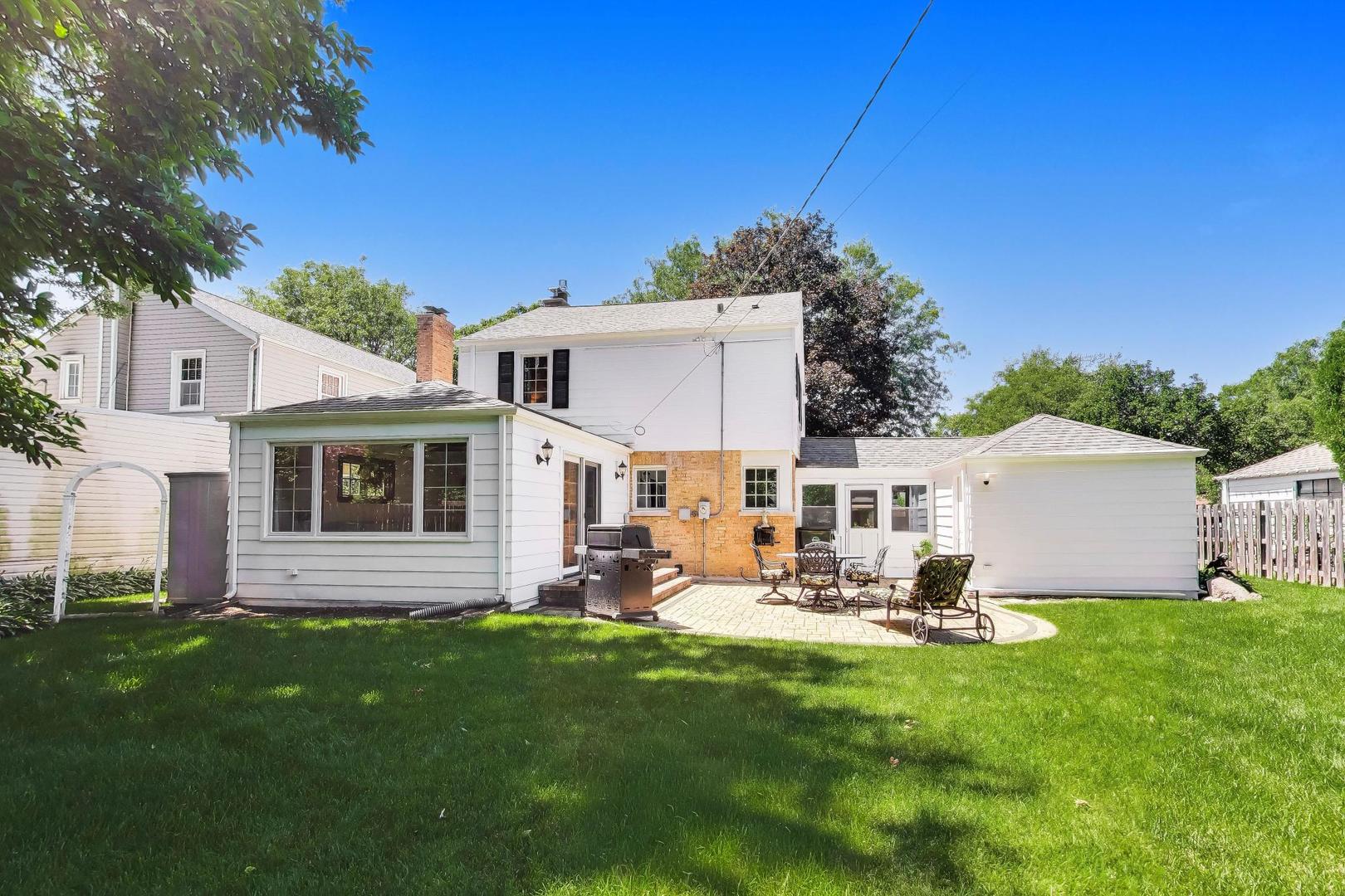 623 S Arlington Heights Road