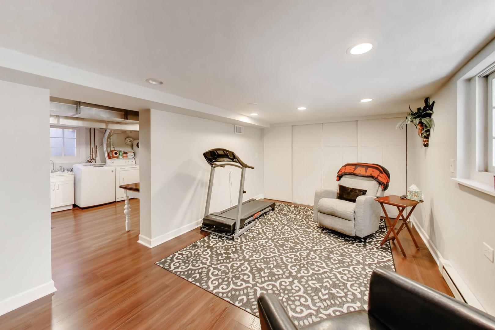 623 S Arlington Heights Road