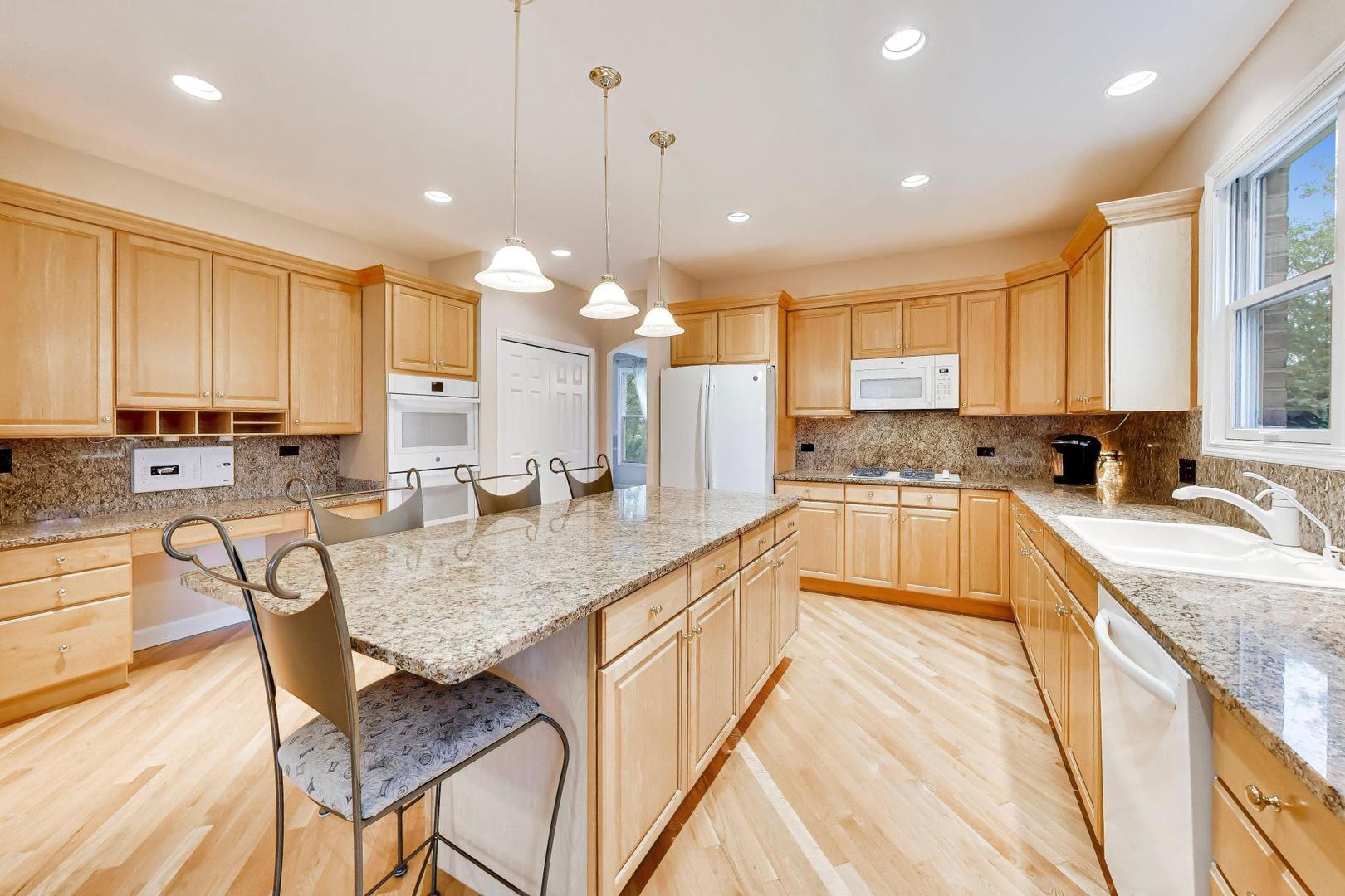 411 Periwinkle Way