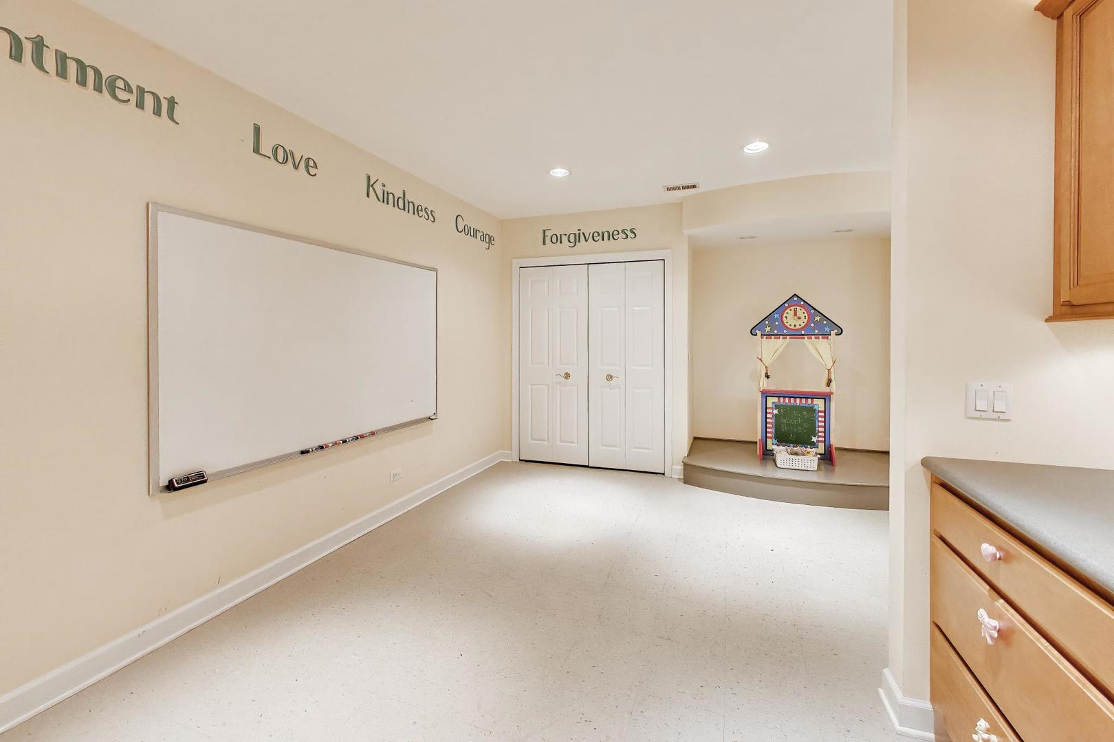 411 Periwinkle Way