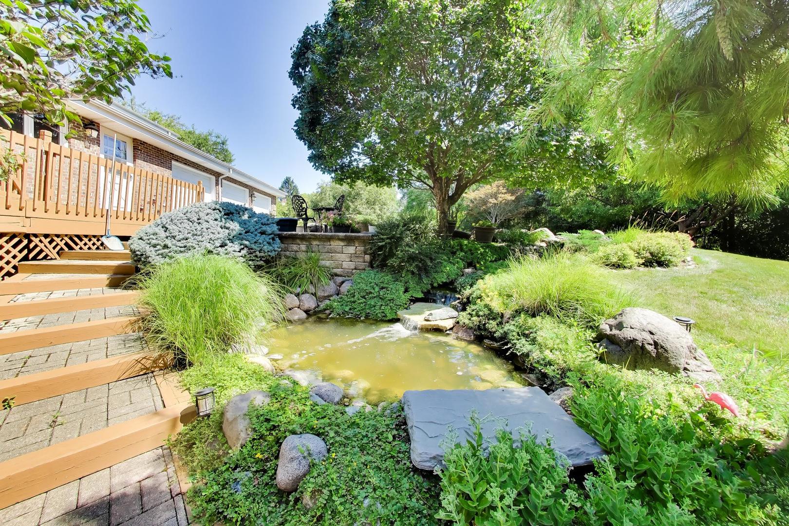 21766 W Hidden Valley Drive