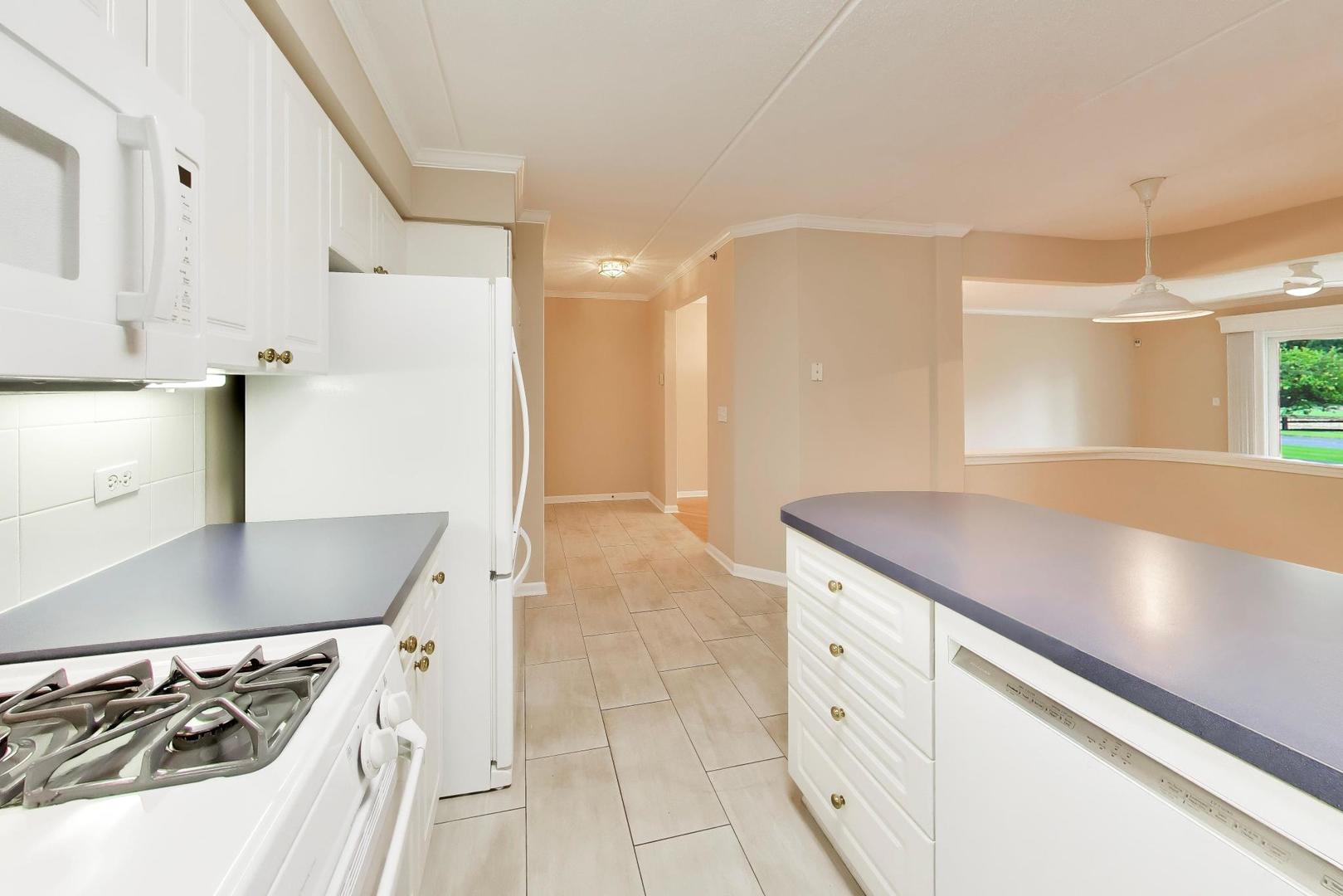 710 Creekside Drive Unit: 101