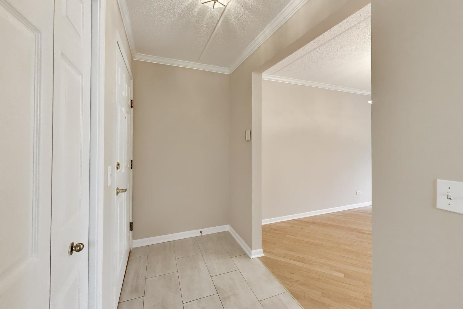 710 Creekside Drive Unit: 101