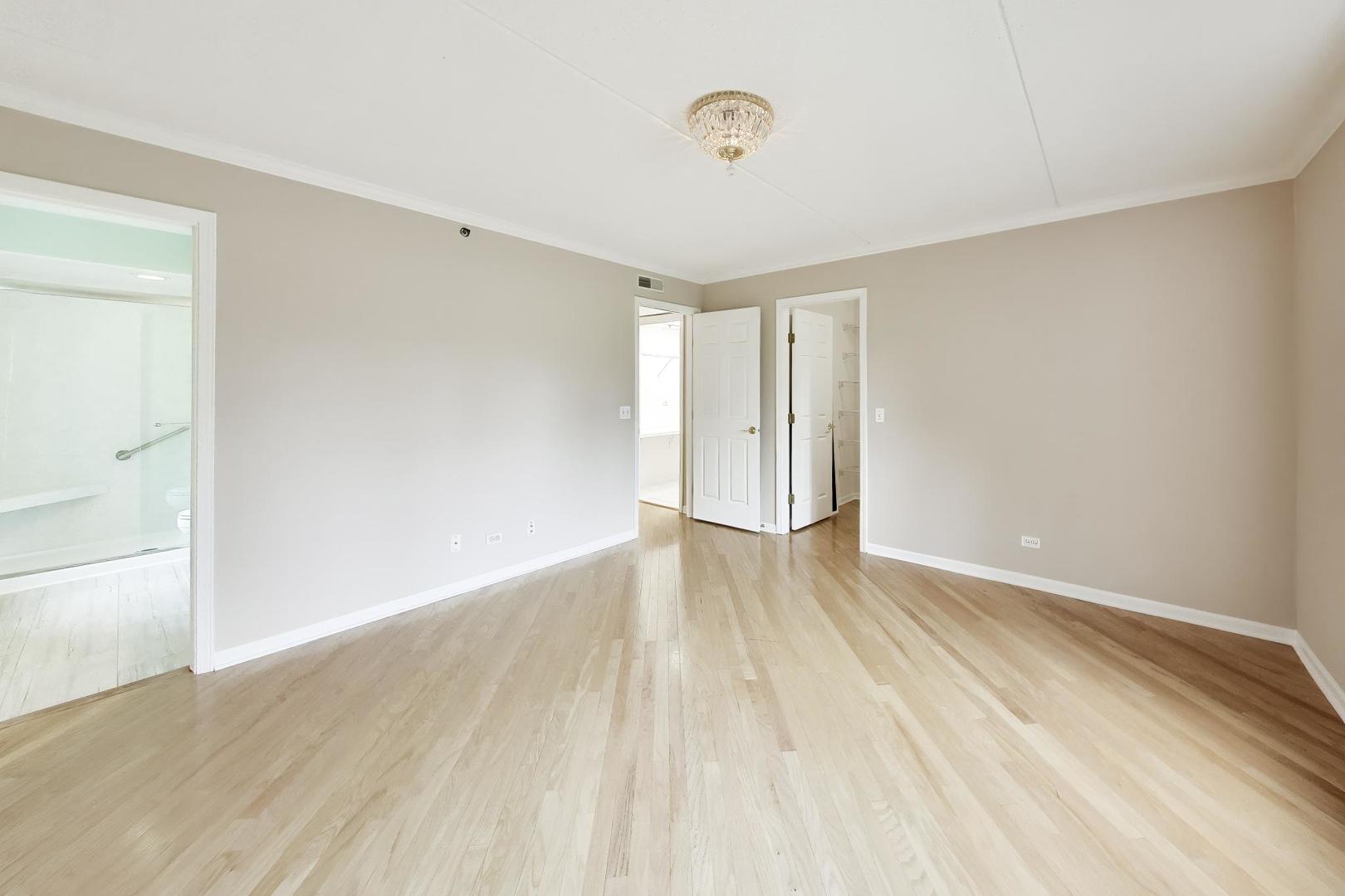 710 Creekside Drive Unit: 101
