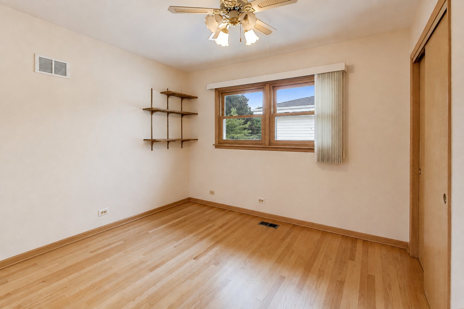 433 Kinkaid Court