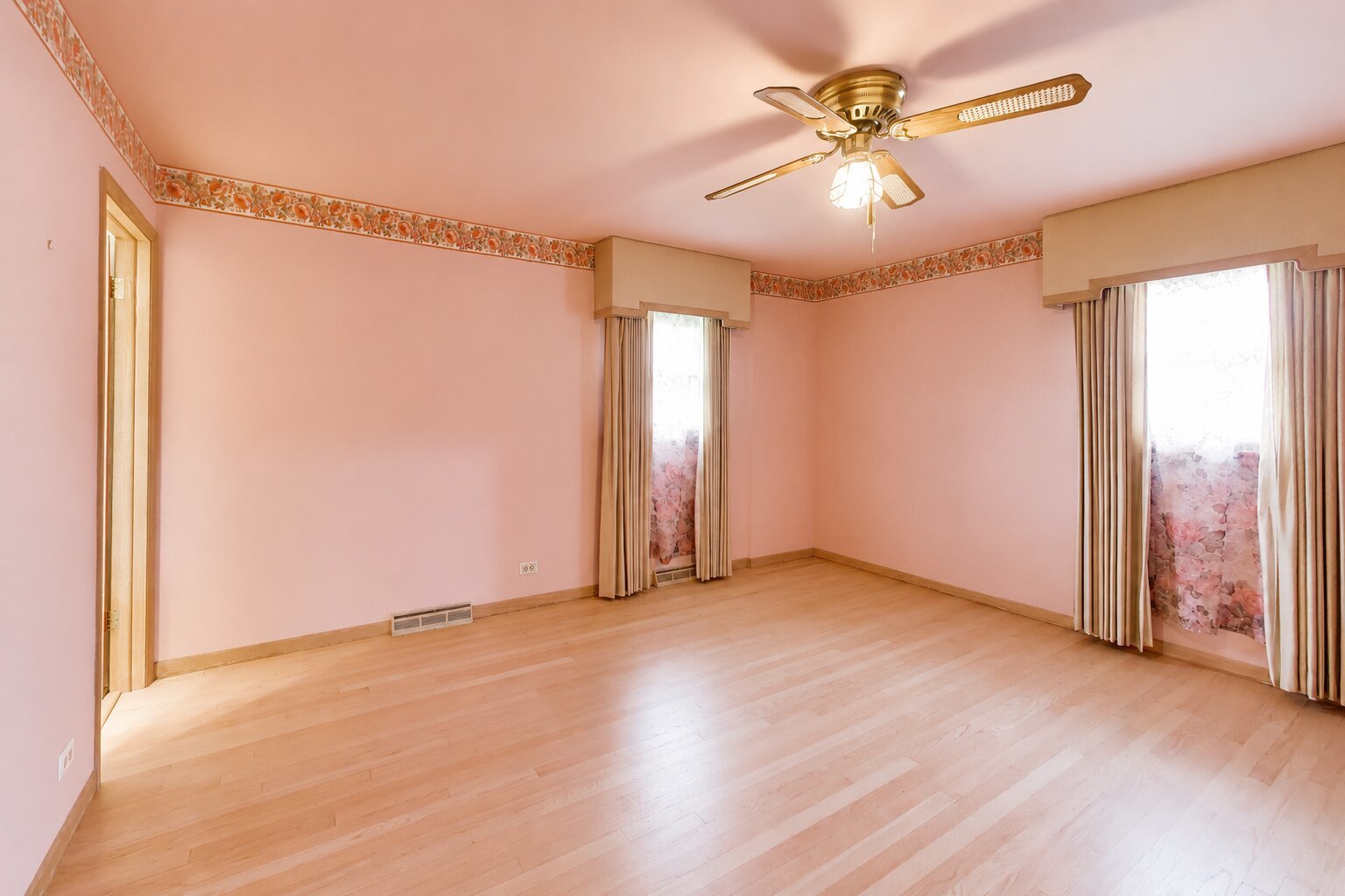 433 Kinkaid Court