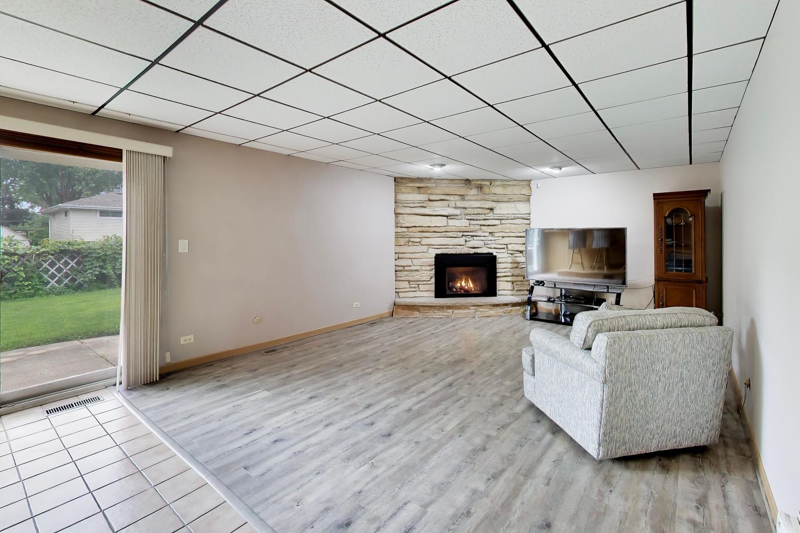 433 Kinkaid Court