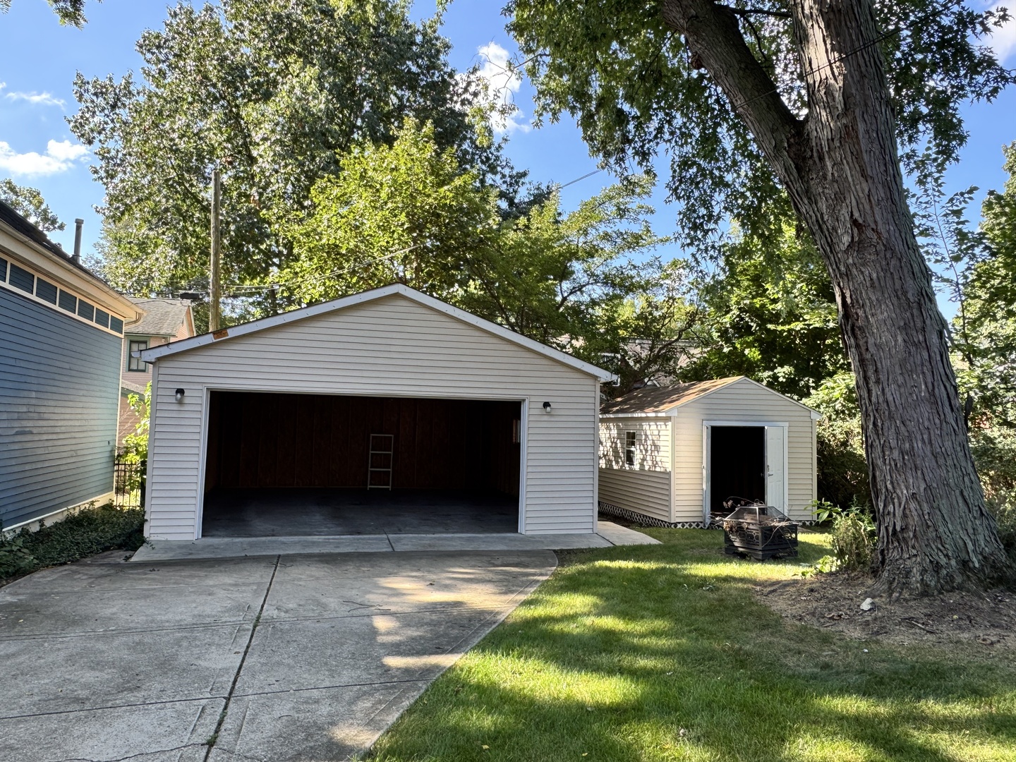 205 W Euclid Avenue