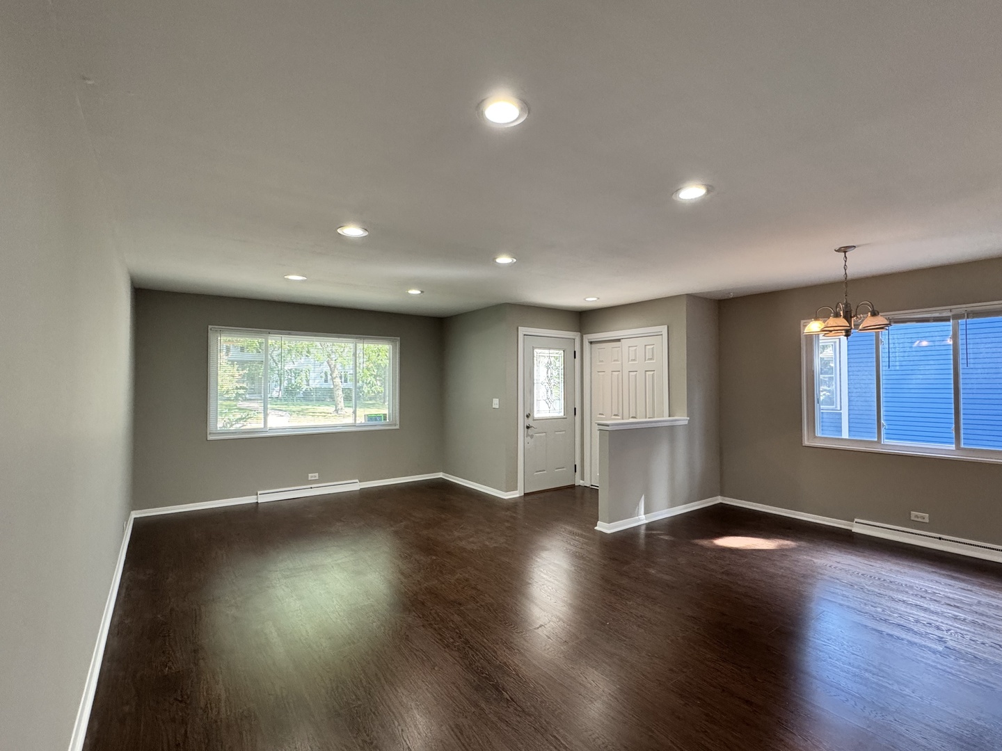 205 W Euclid Avenue