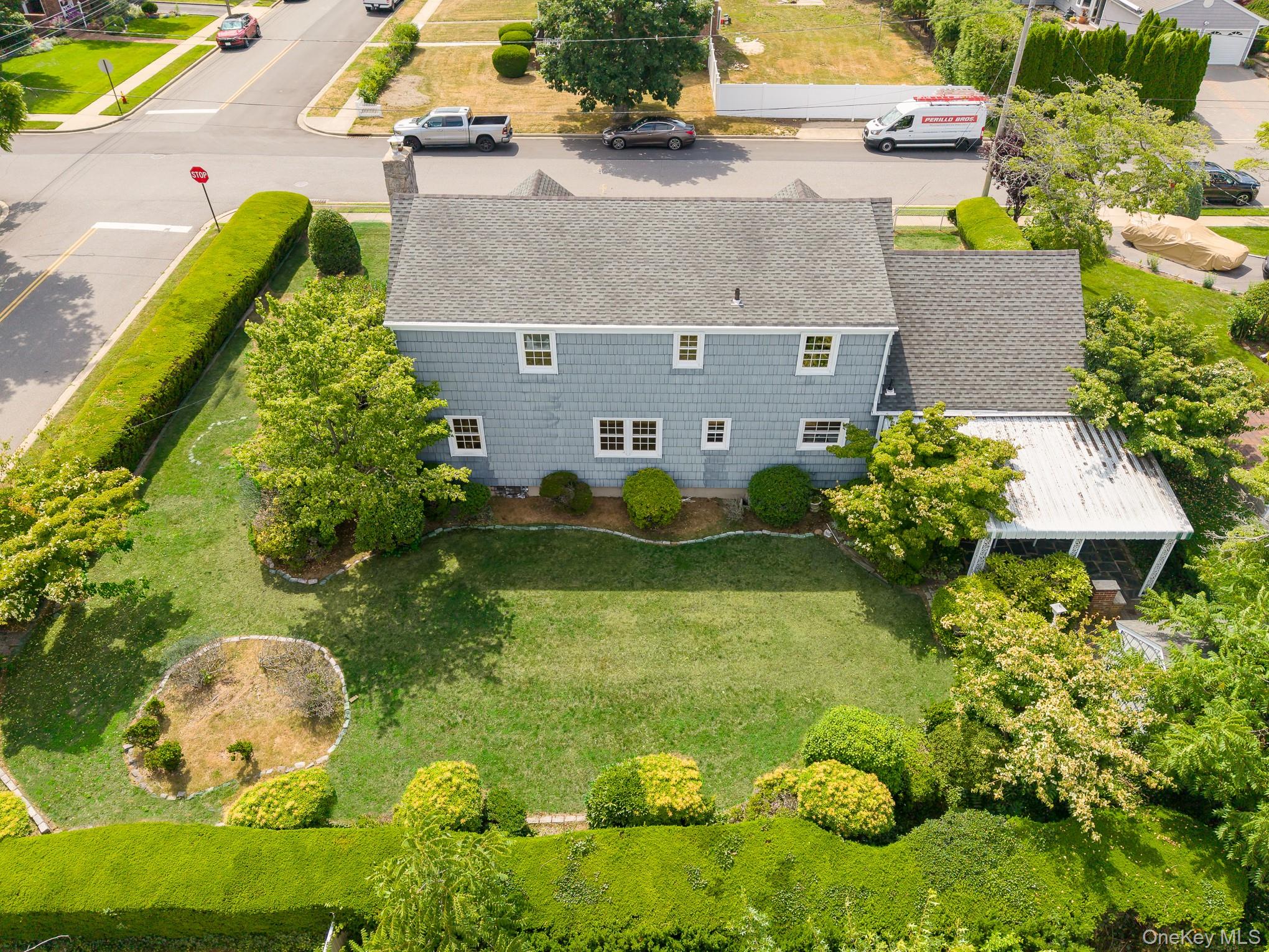 23 Spruce Street