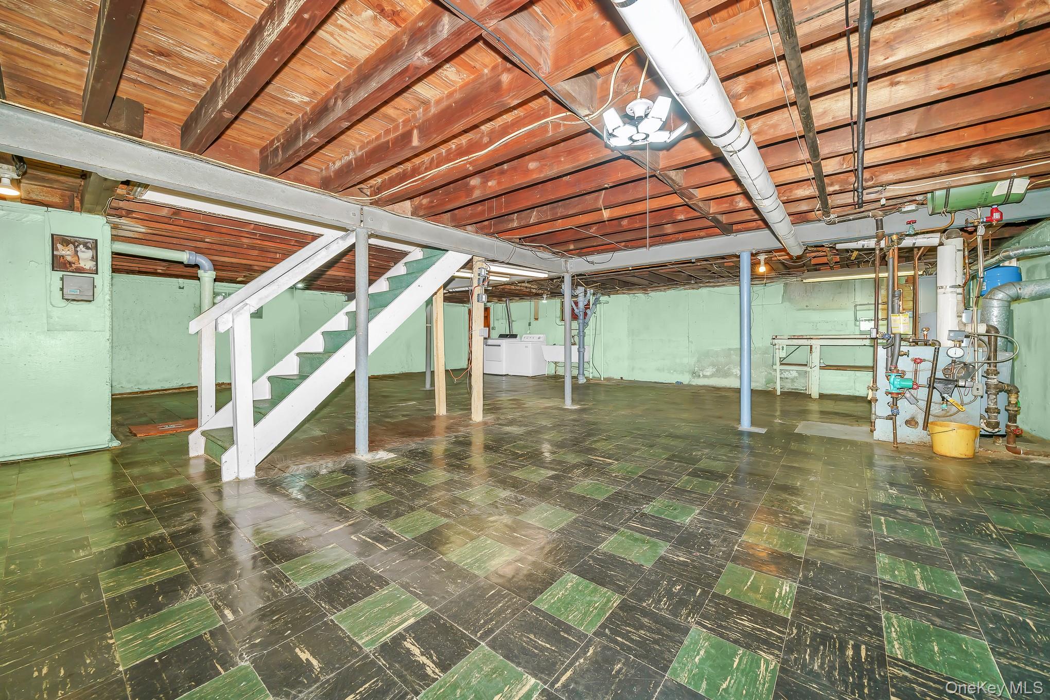 204 Center Street