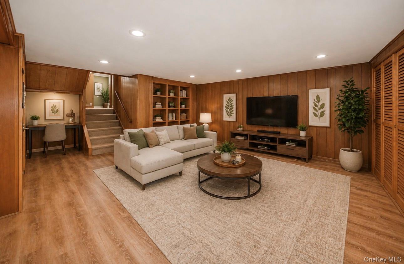 33 Parkdale Drive