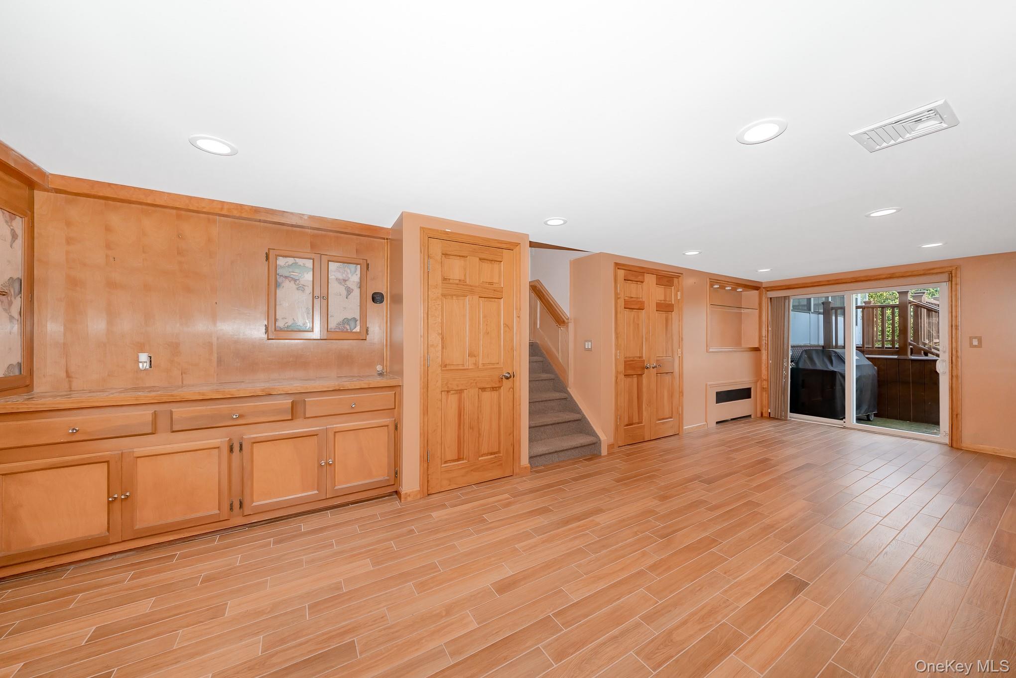 33 Parkdale Drive