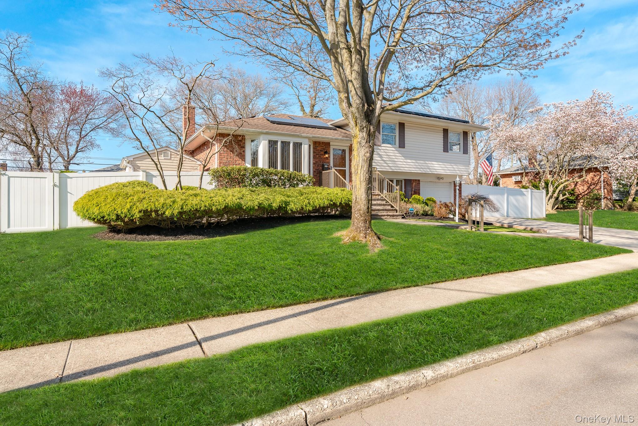33 Parkdale Drive