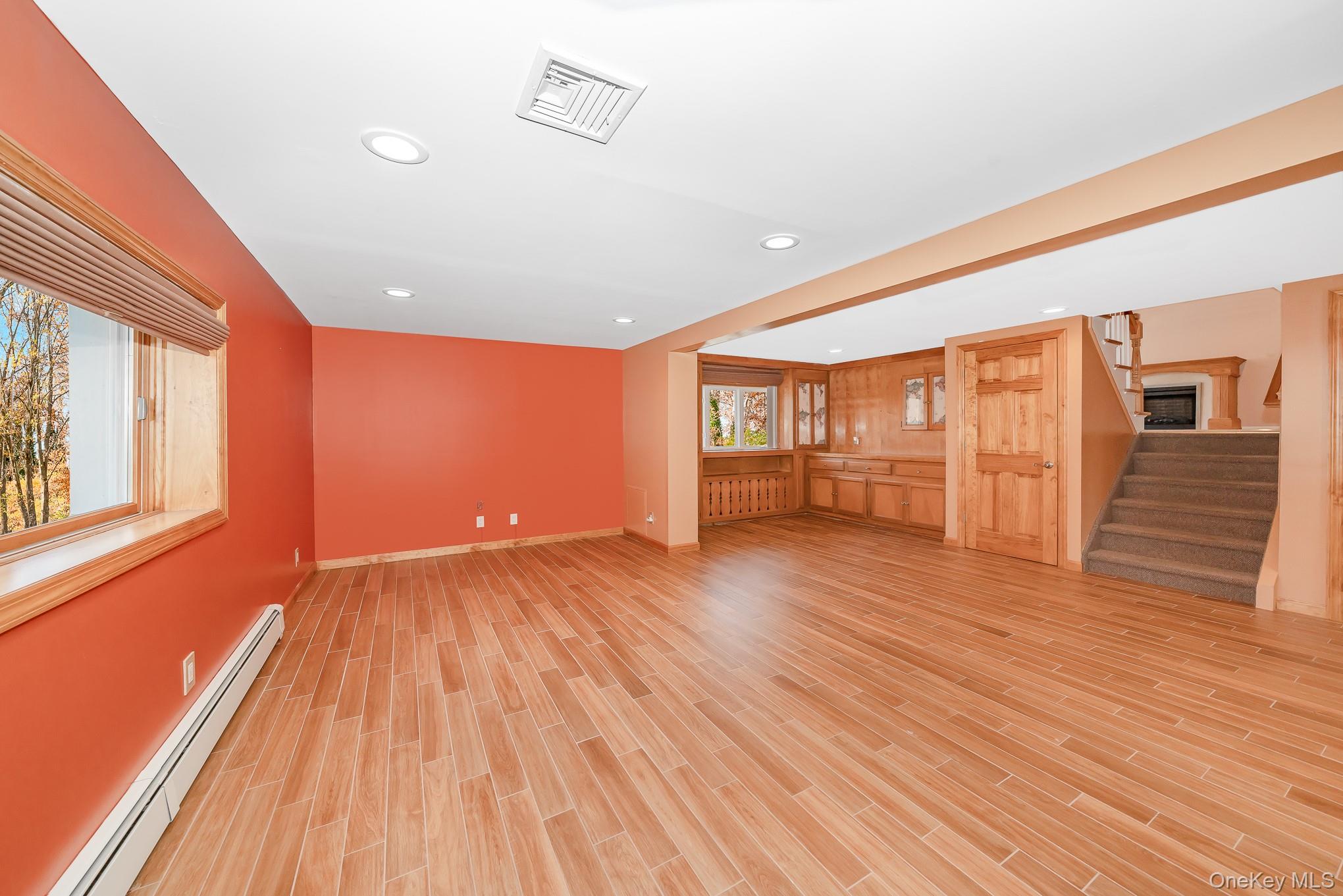33 Parkdale Drive