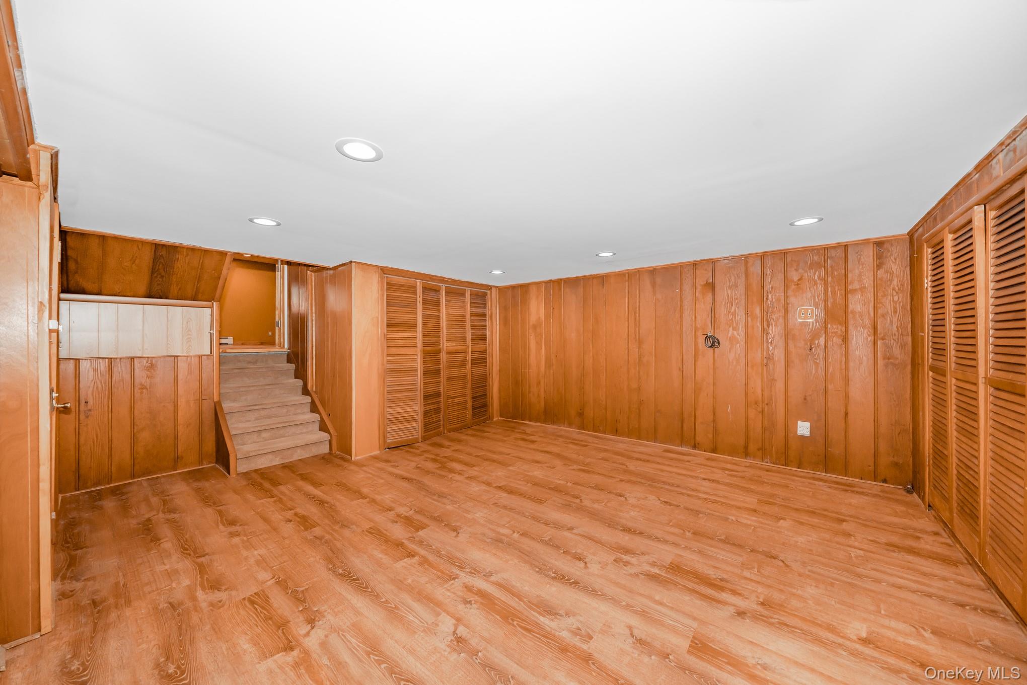 33 Parkdale Drive