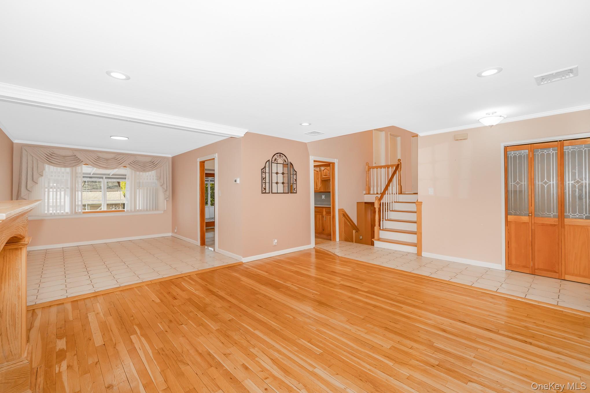 33 Parkdale Drive