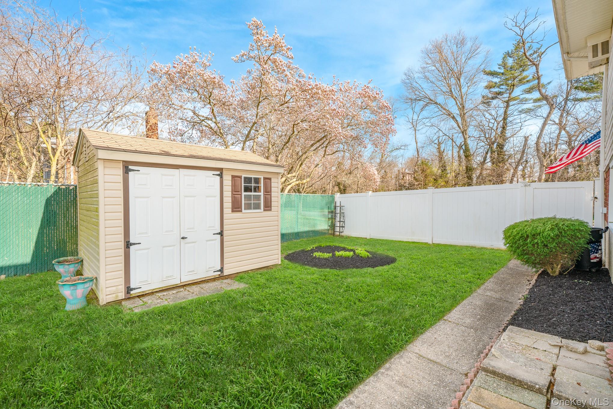 33 Parkdale Drive