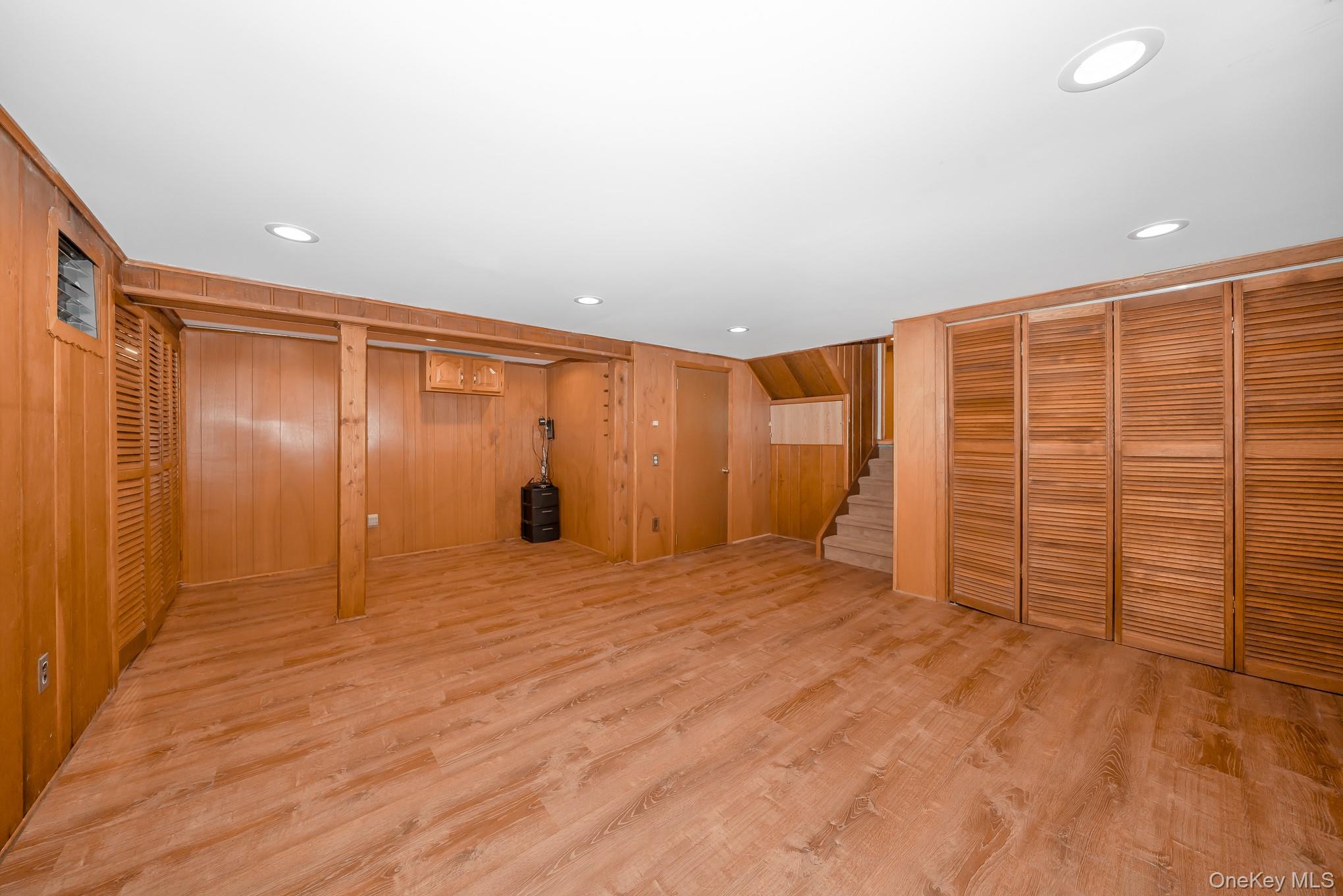 33 Parkdale Drive