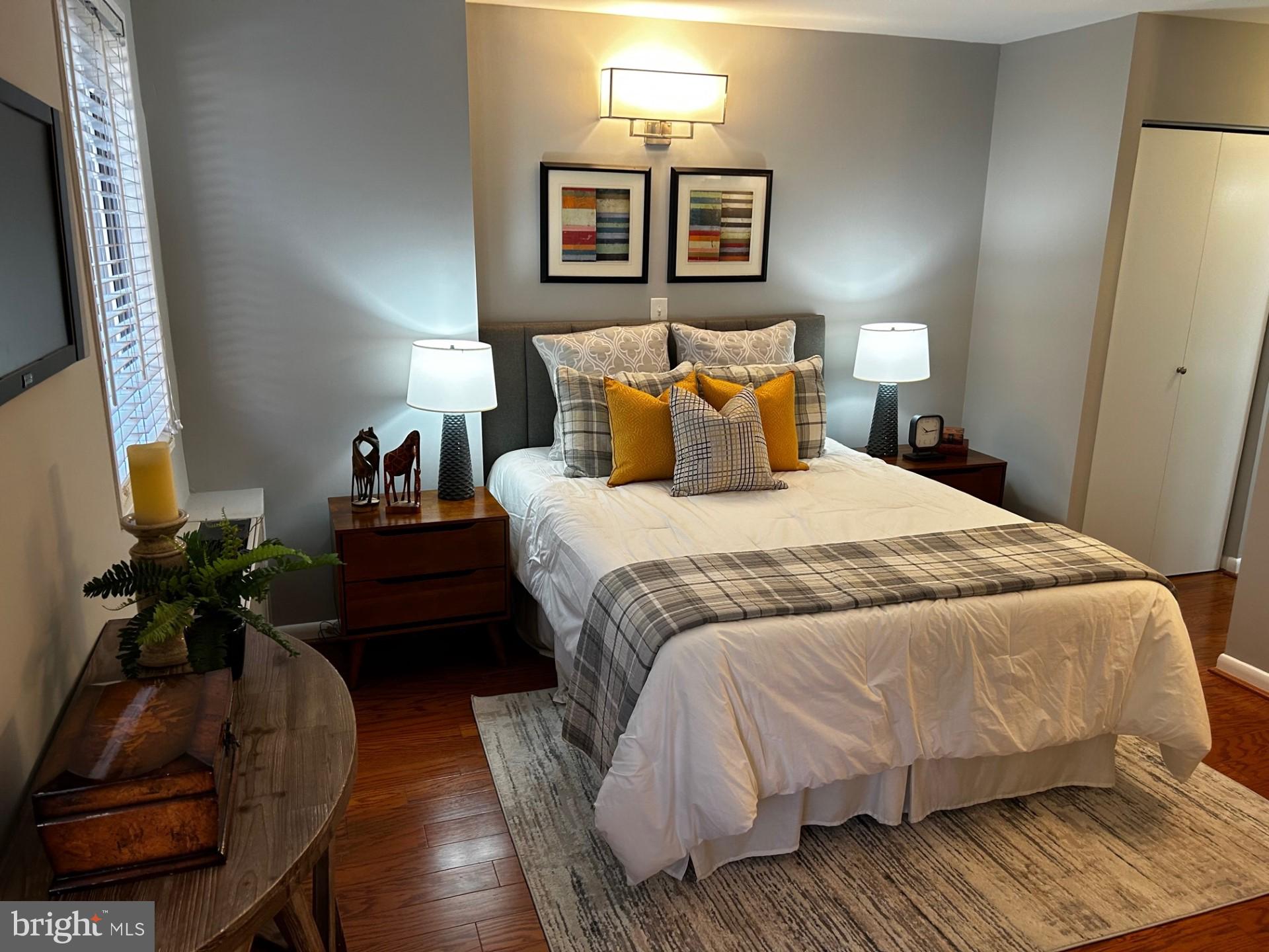 1718 P STREET NW T19