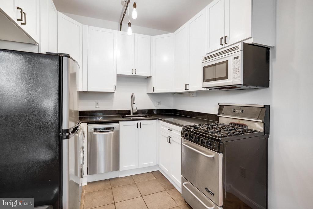 101 NORTH CAROLINA AVENUE SE A300