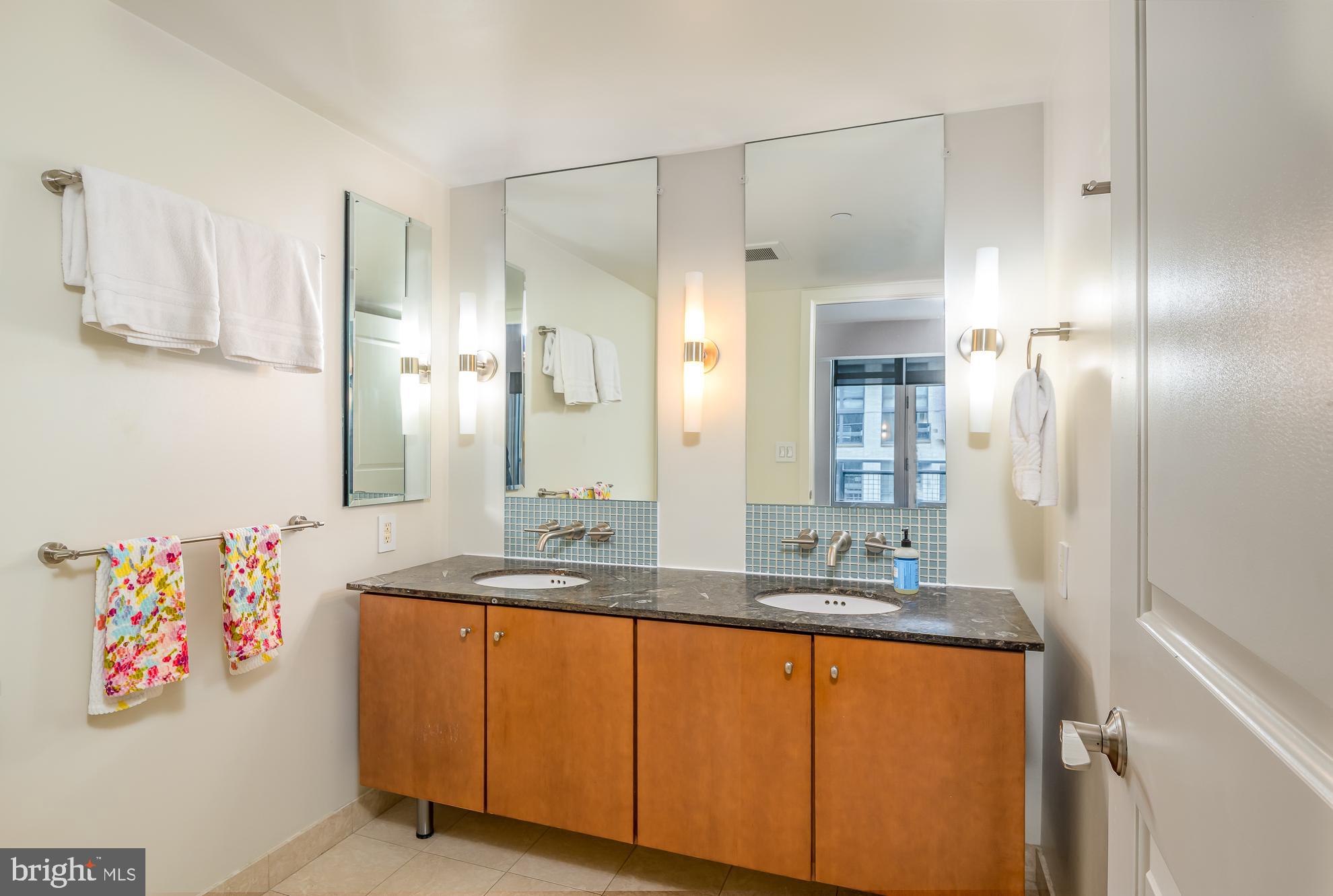 1025 1ST STREET SE 713