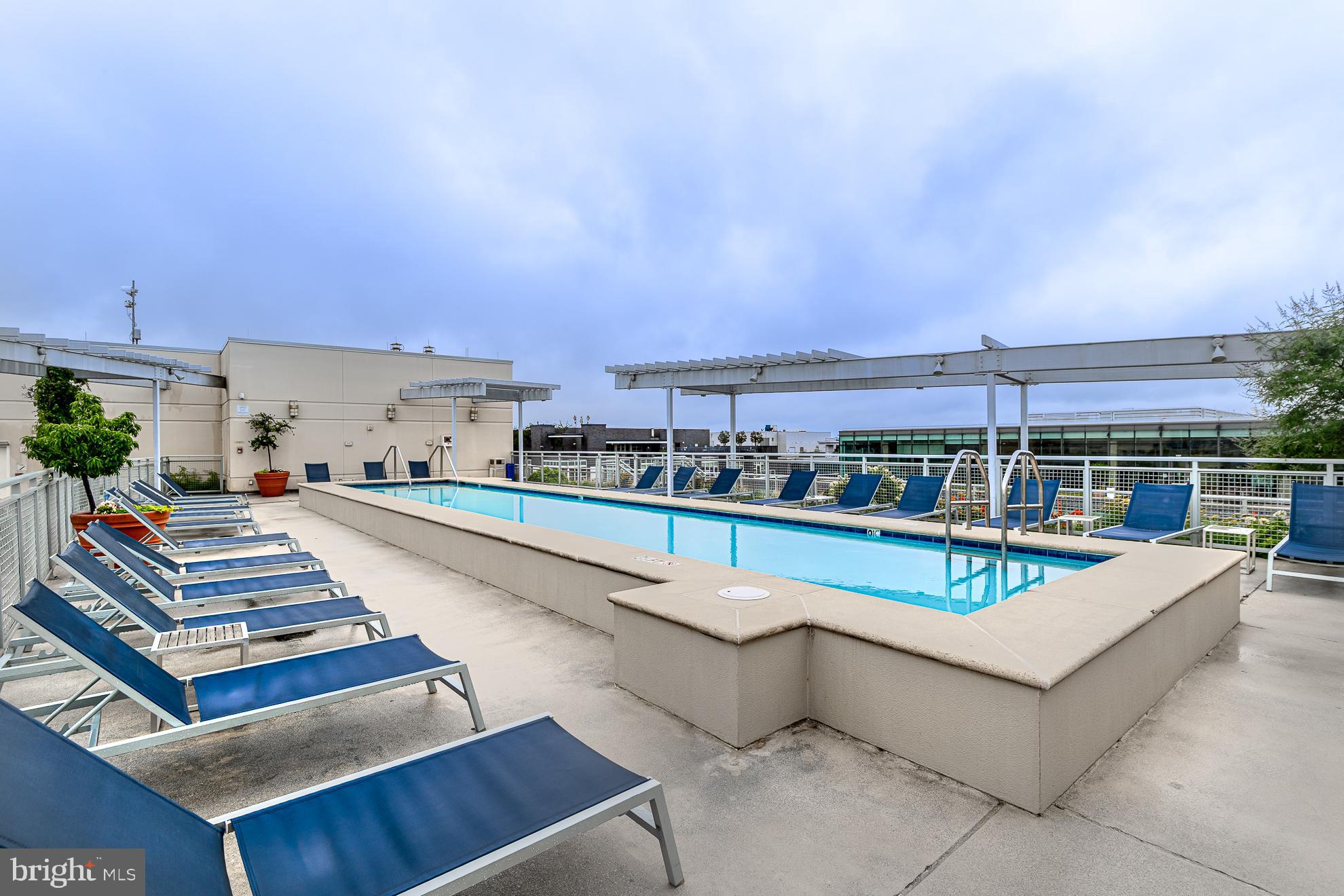 1025 1ST STREET SE 713