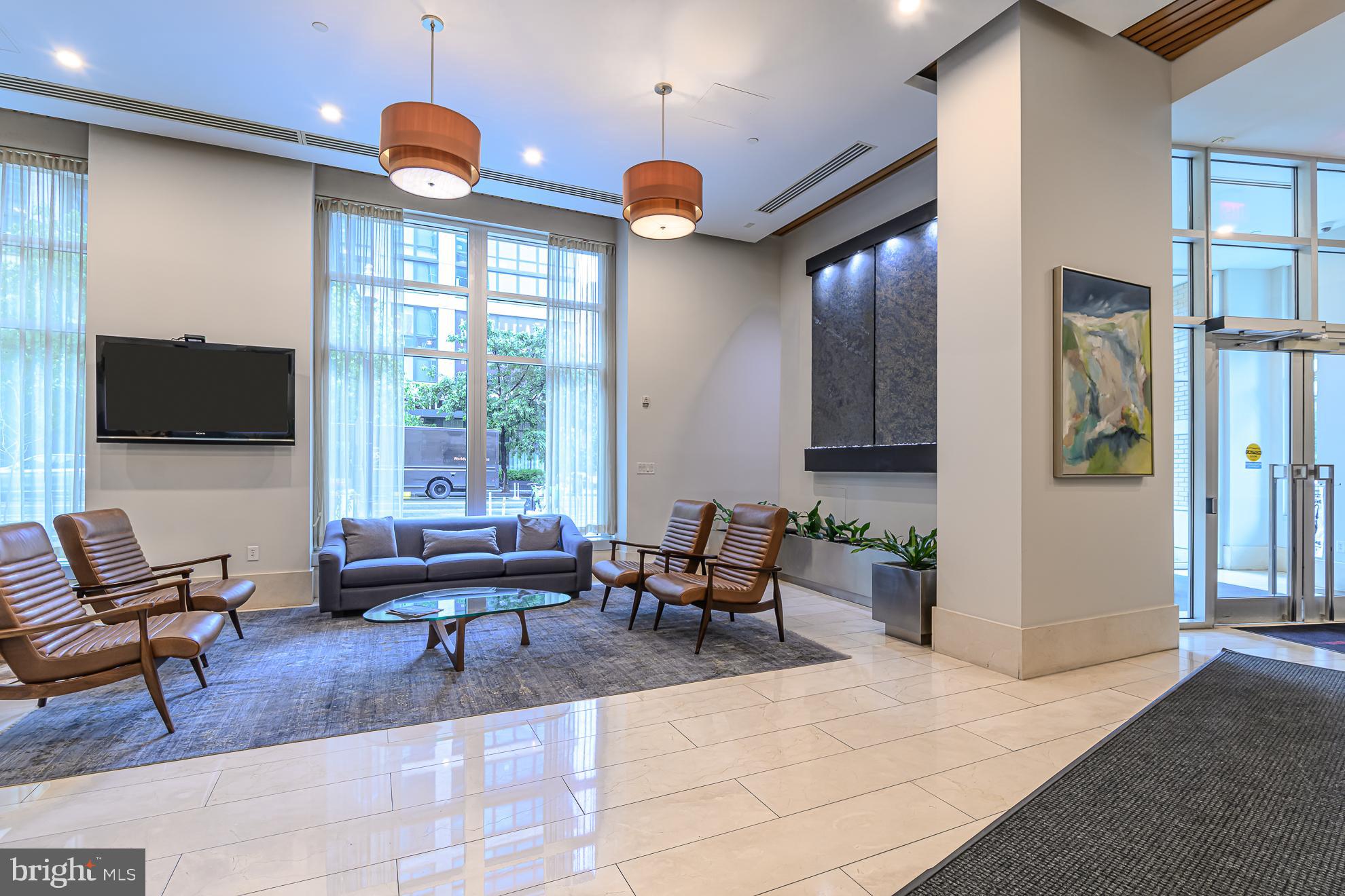 1025 1ST STREET SE 713