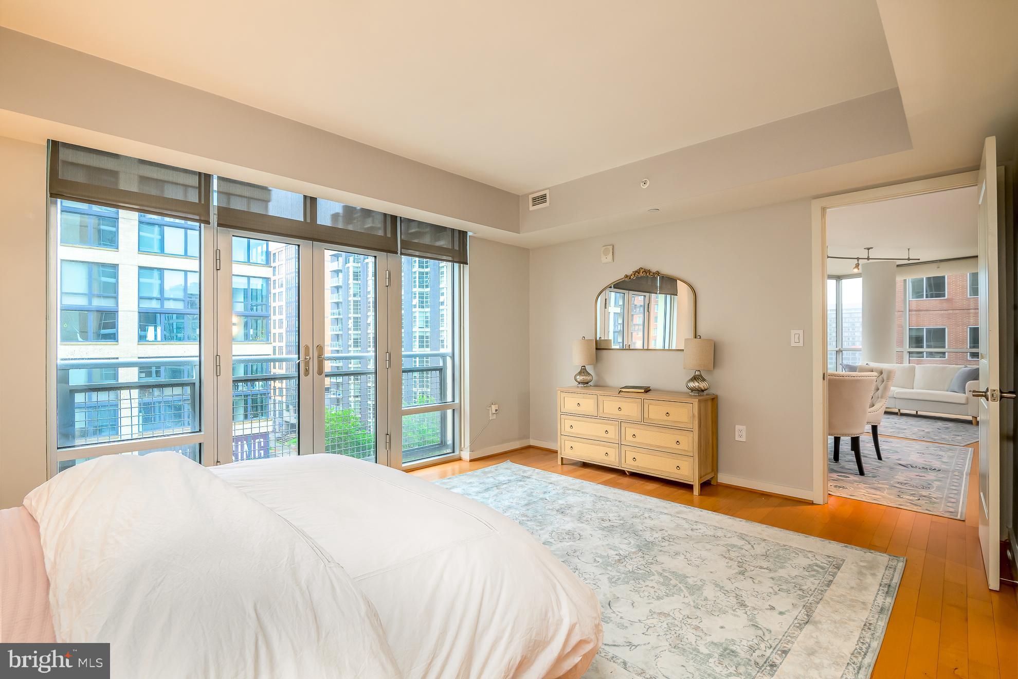 1025 1ST STREET SE 713