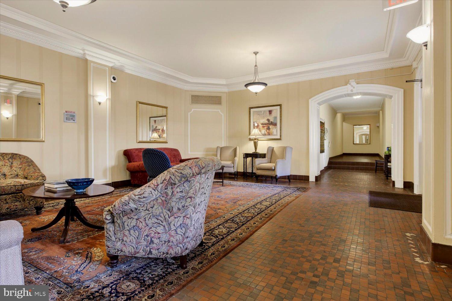 3900 CONNECTICUT AVENUE NW 102G