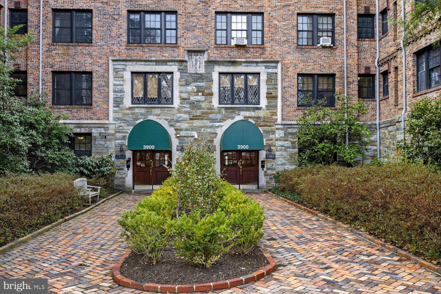 3900 CONNECTICUT AVENUE NW 102G