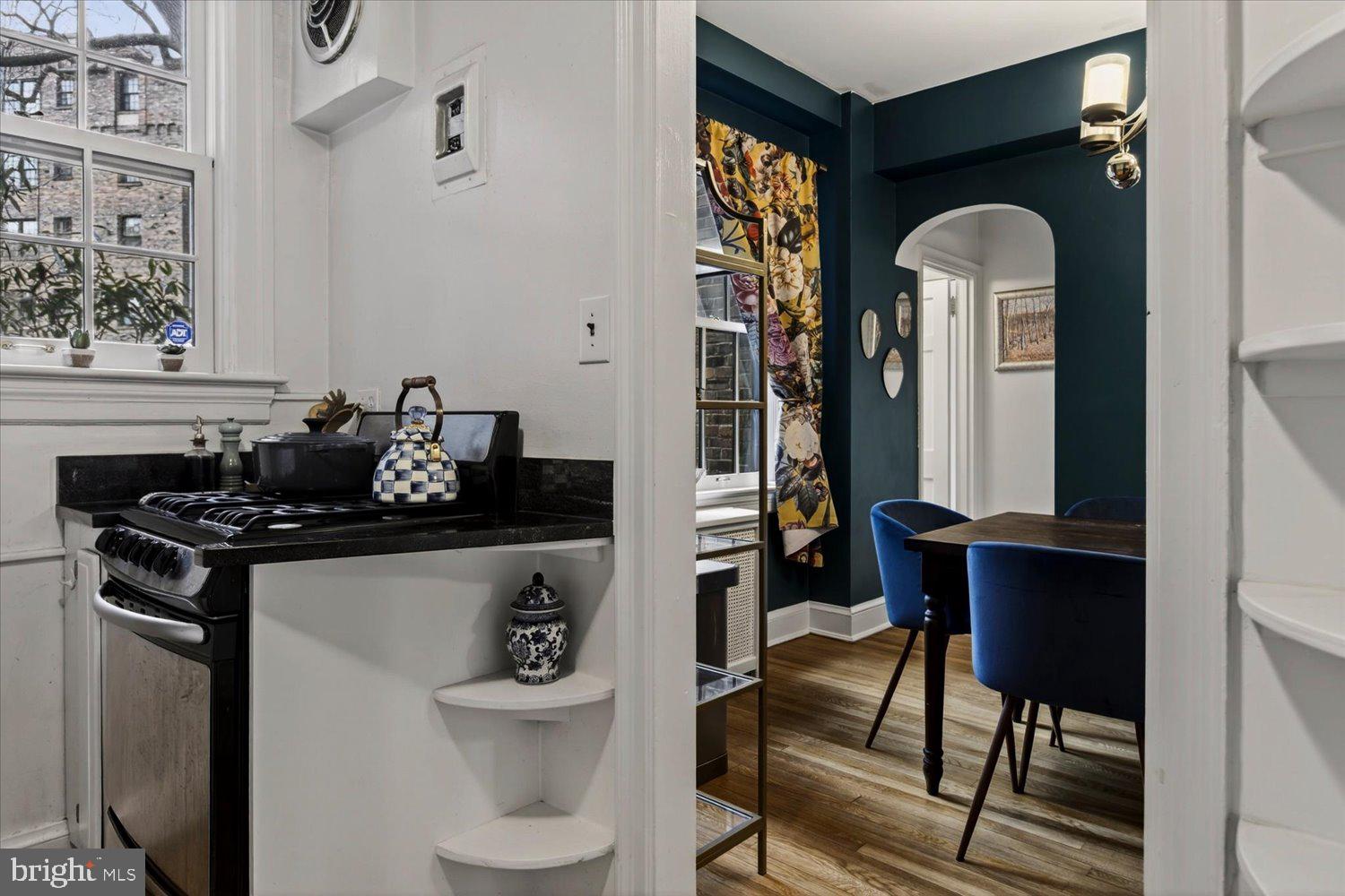 3900 CONNECTICUT AVENUE NW 102G