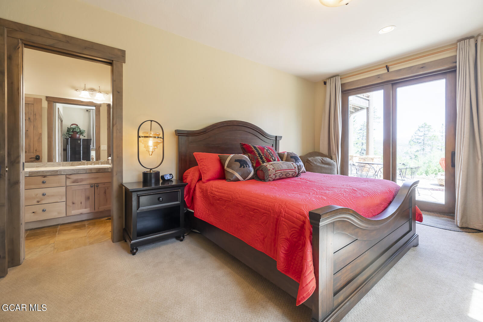 3048 Golf Course Circle