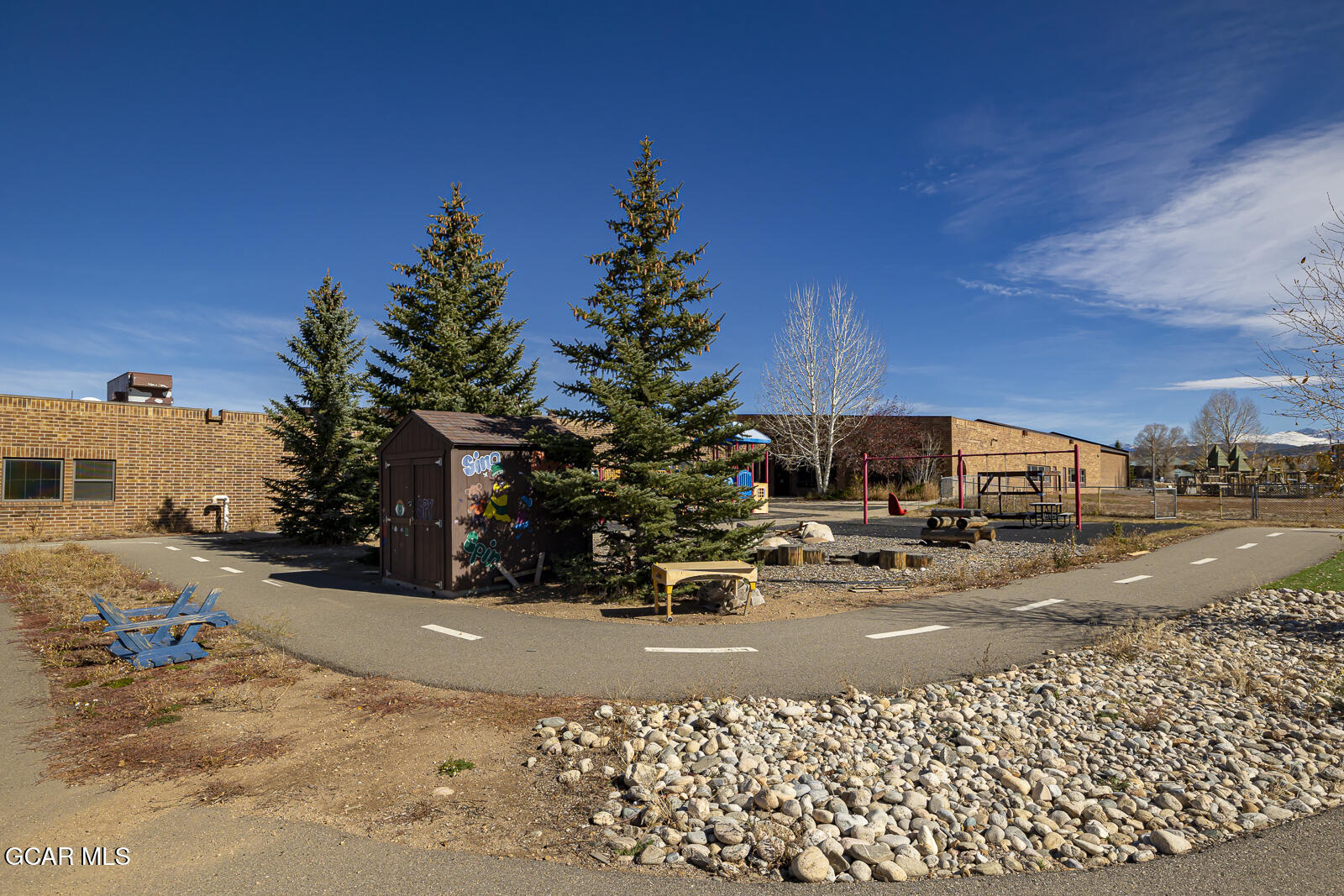 202 East Topaz Avenue