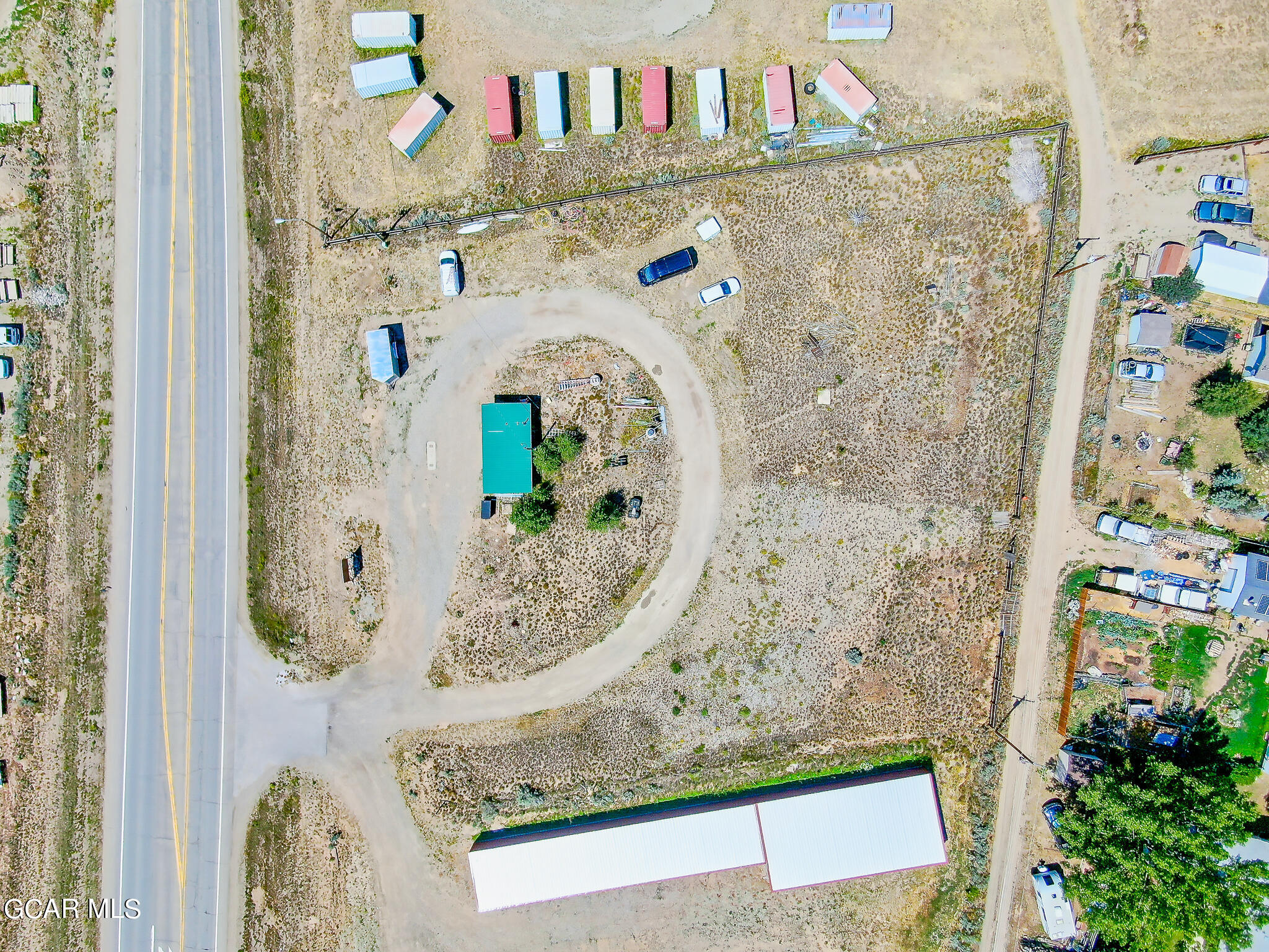 1605 US HWY 40