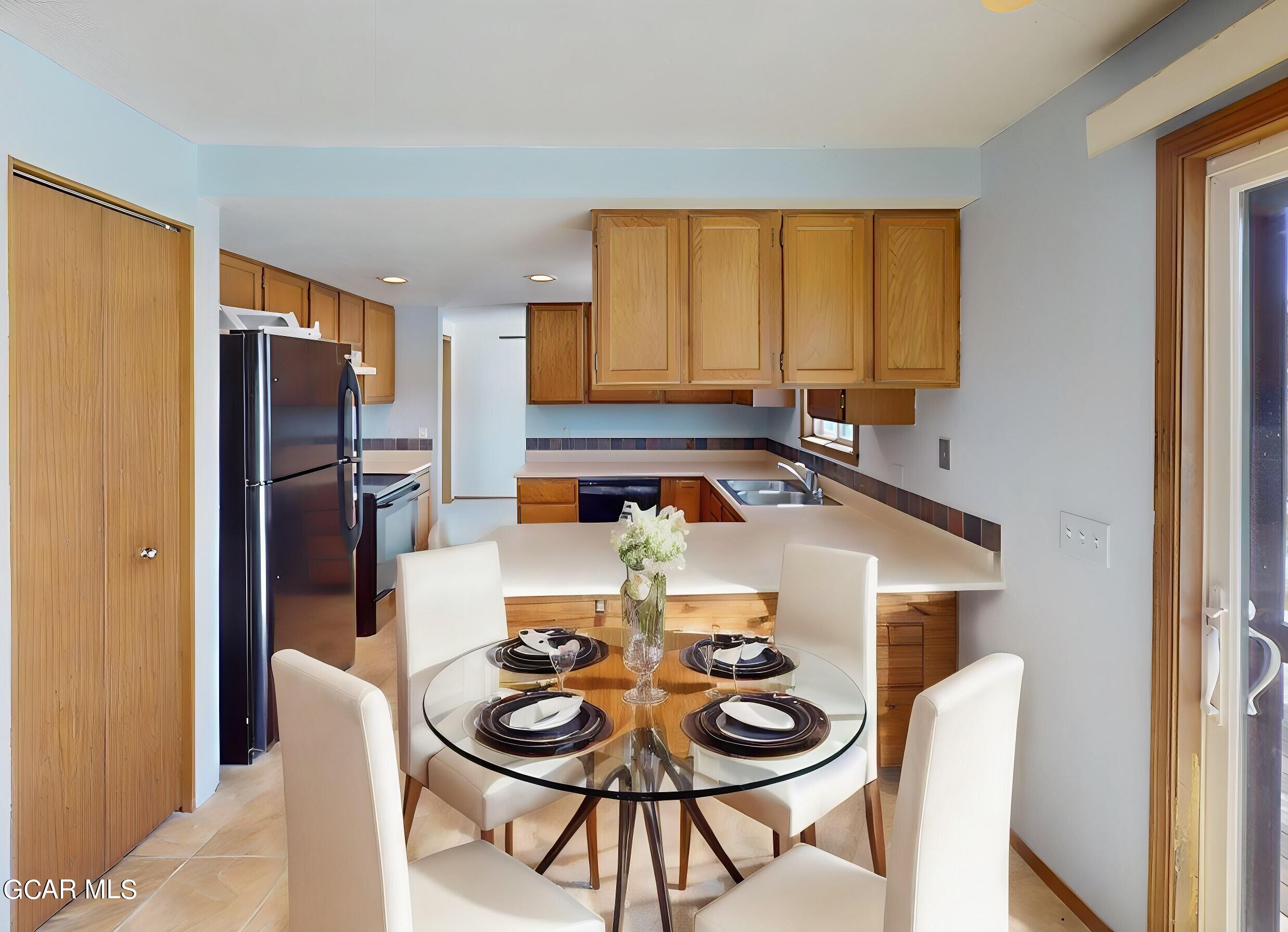 310 Christiansen Avenue
