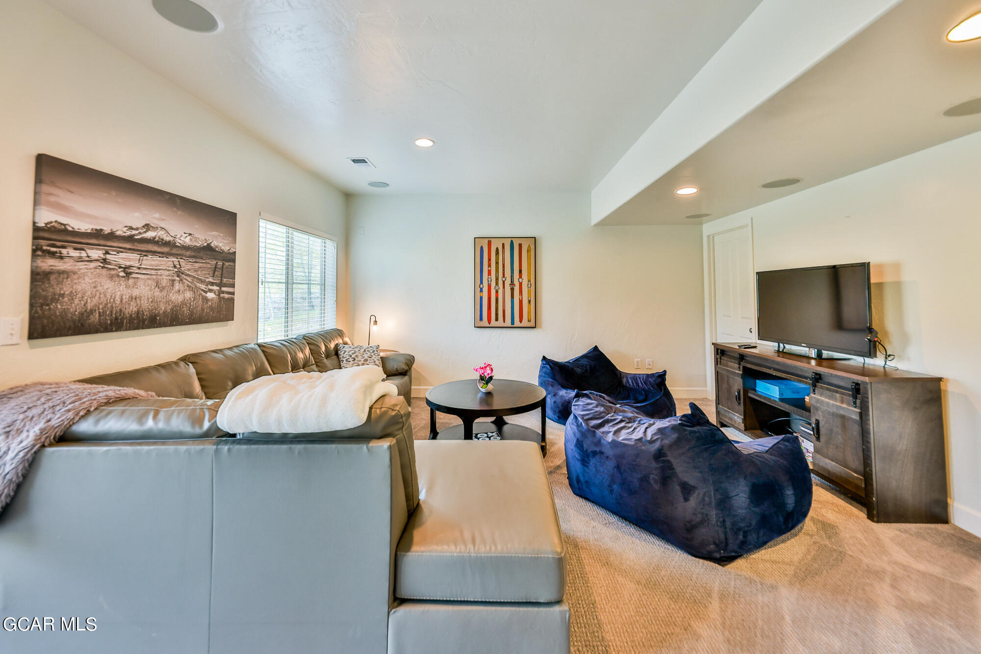 106 RANGE VISTA Drive