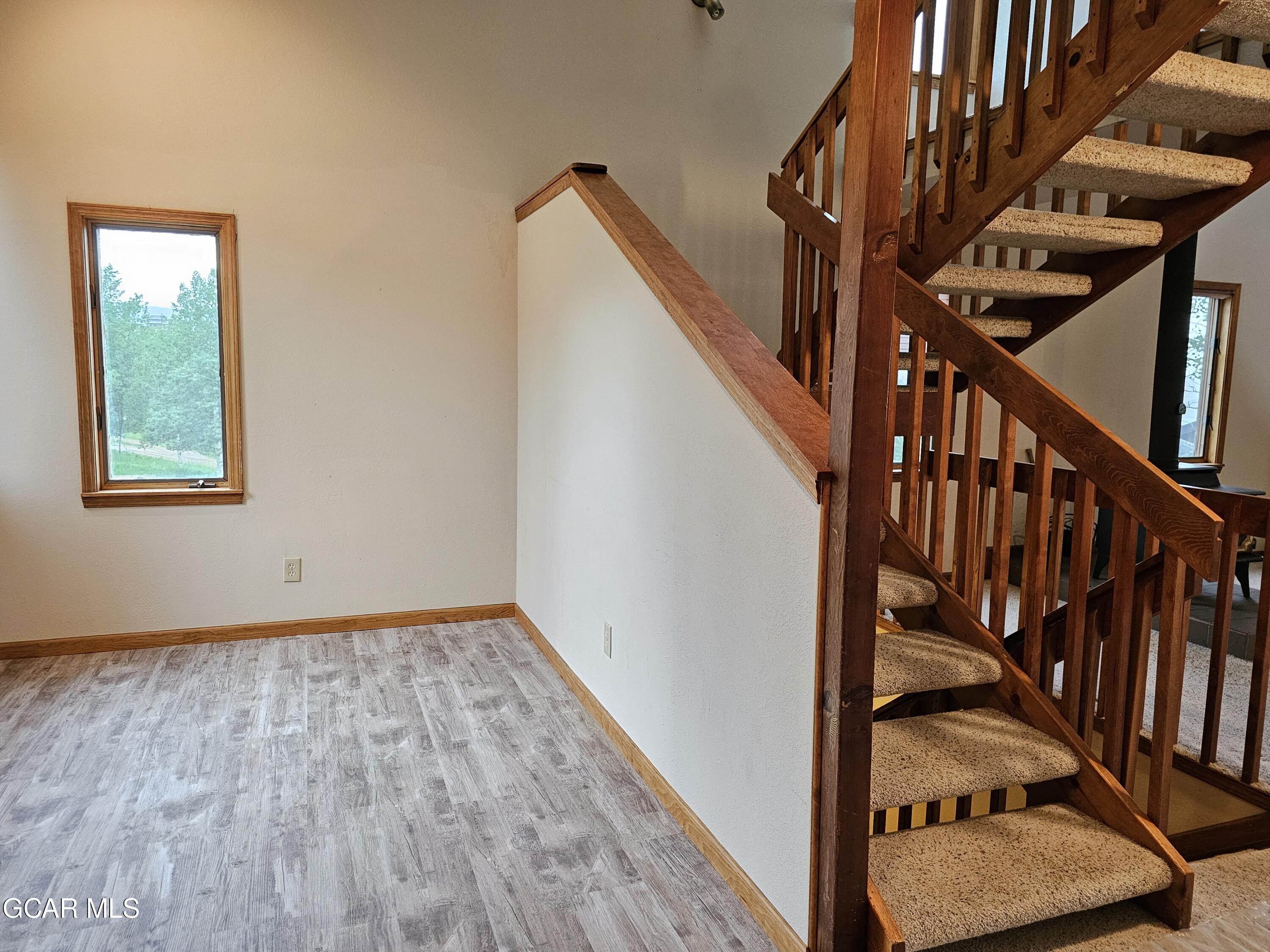 77 GCR 8990 Court