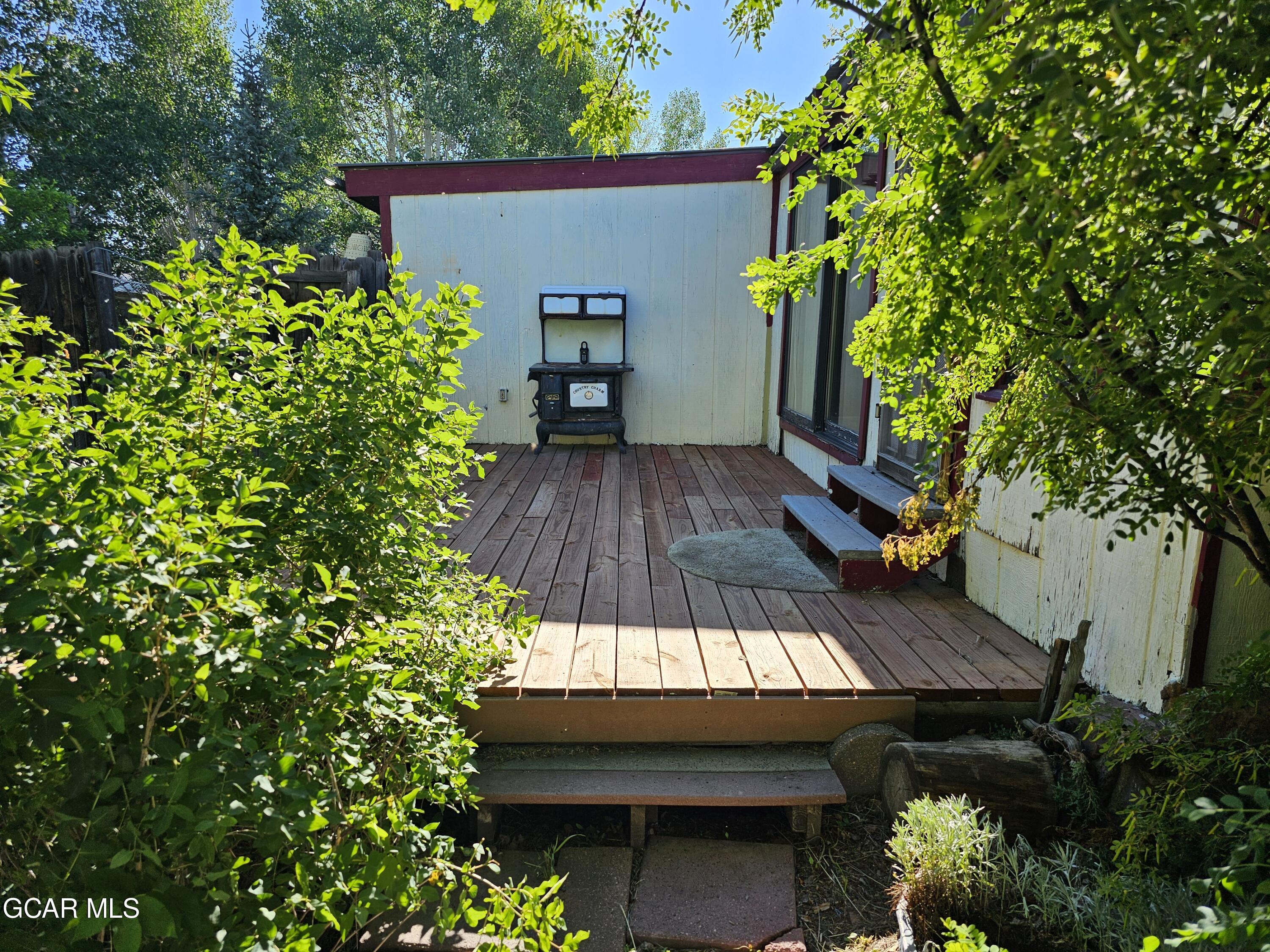 331 CASA Drive