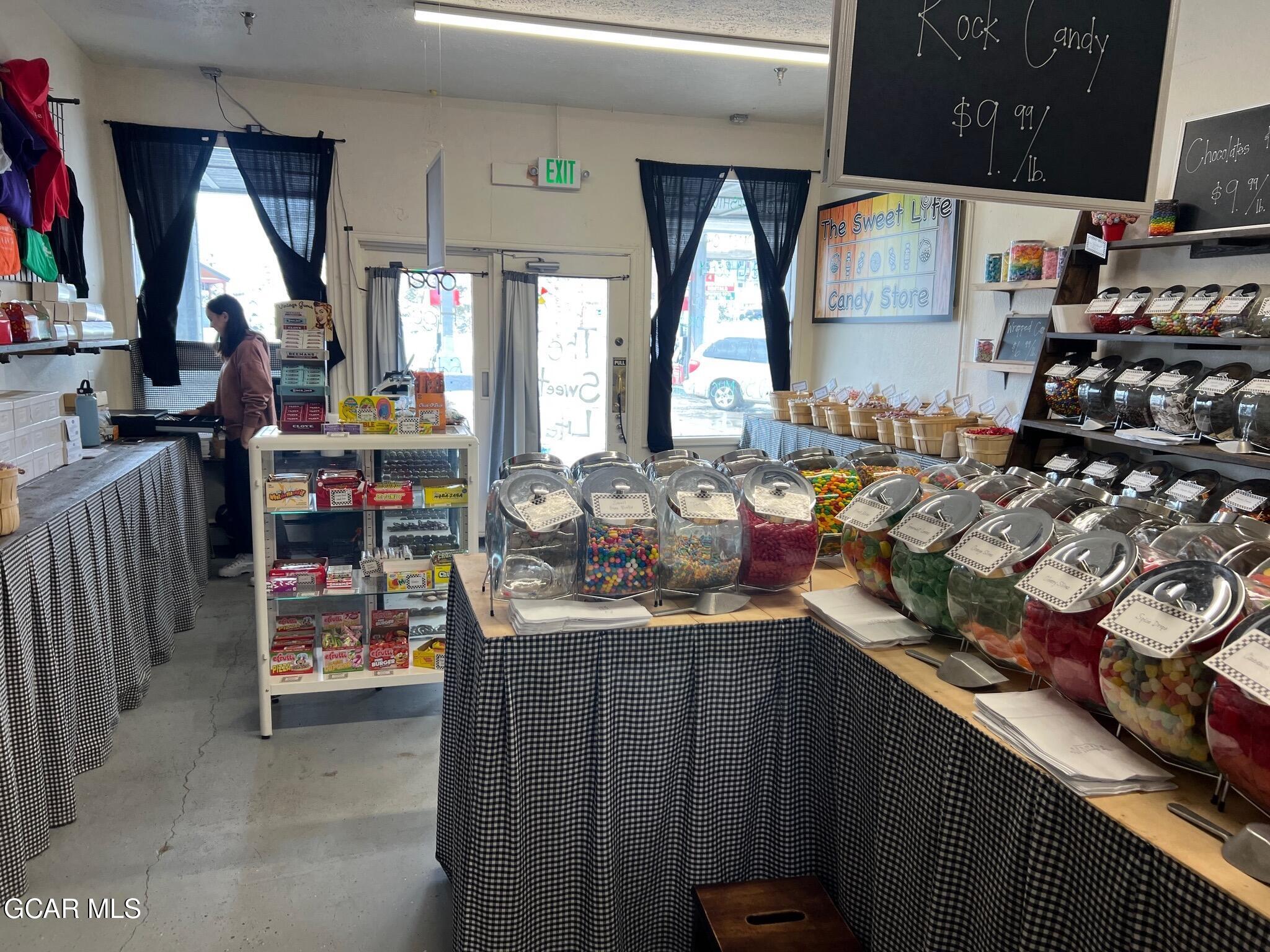 78415 U.S. Hwy 40 200B