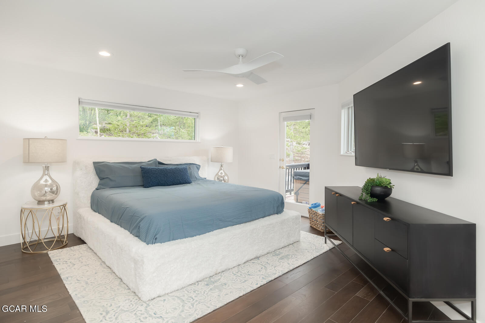 671 Vasquez Road