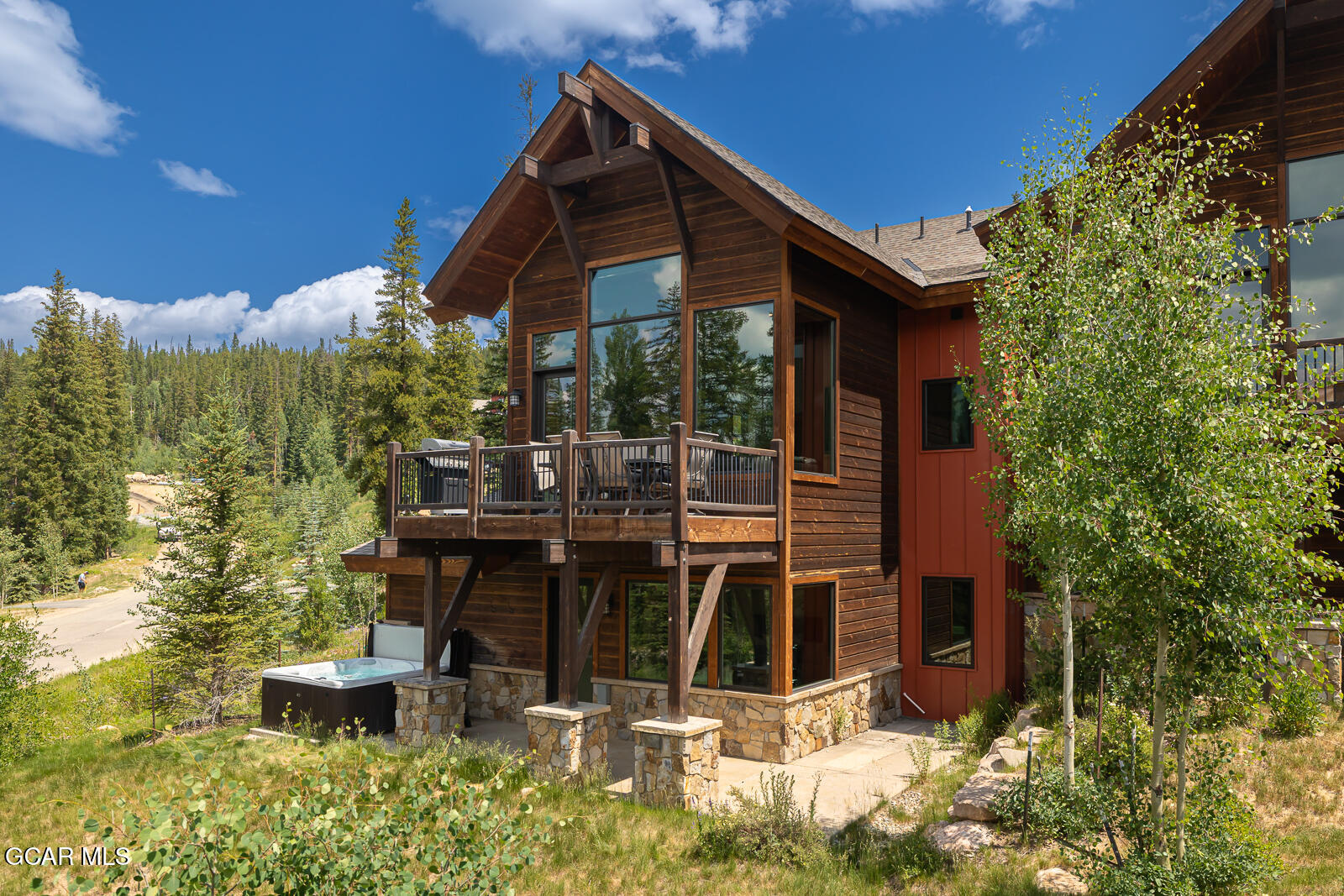 601 Trailside Lane