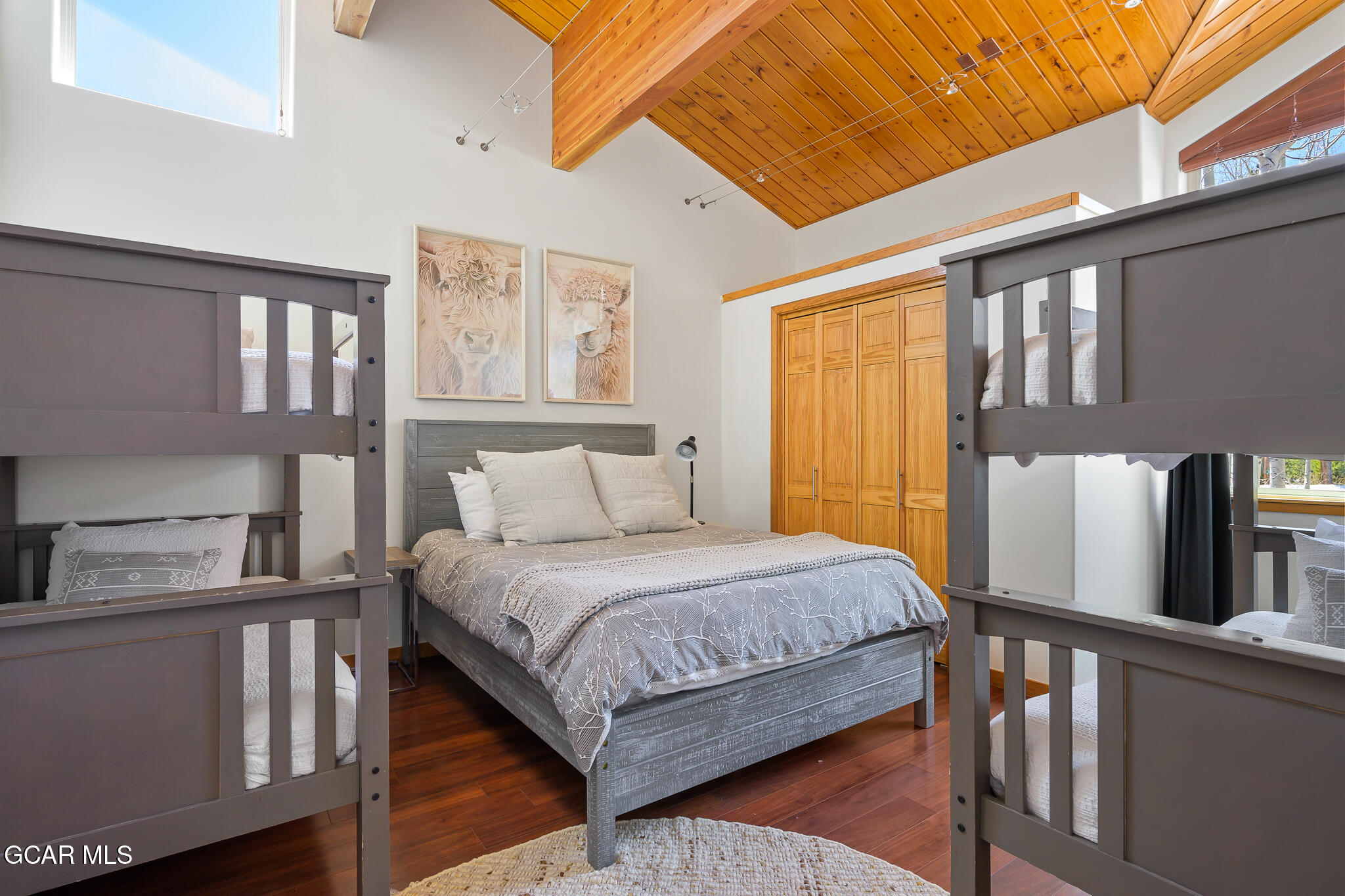 2940 Golf Course Circle