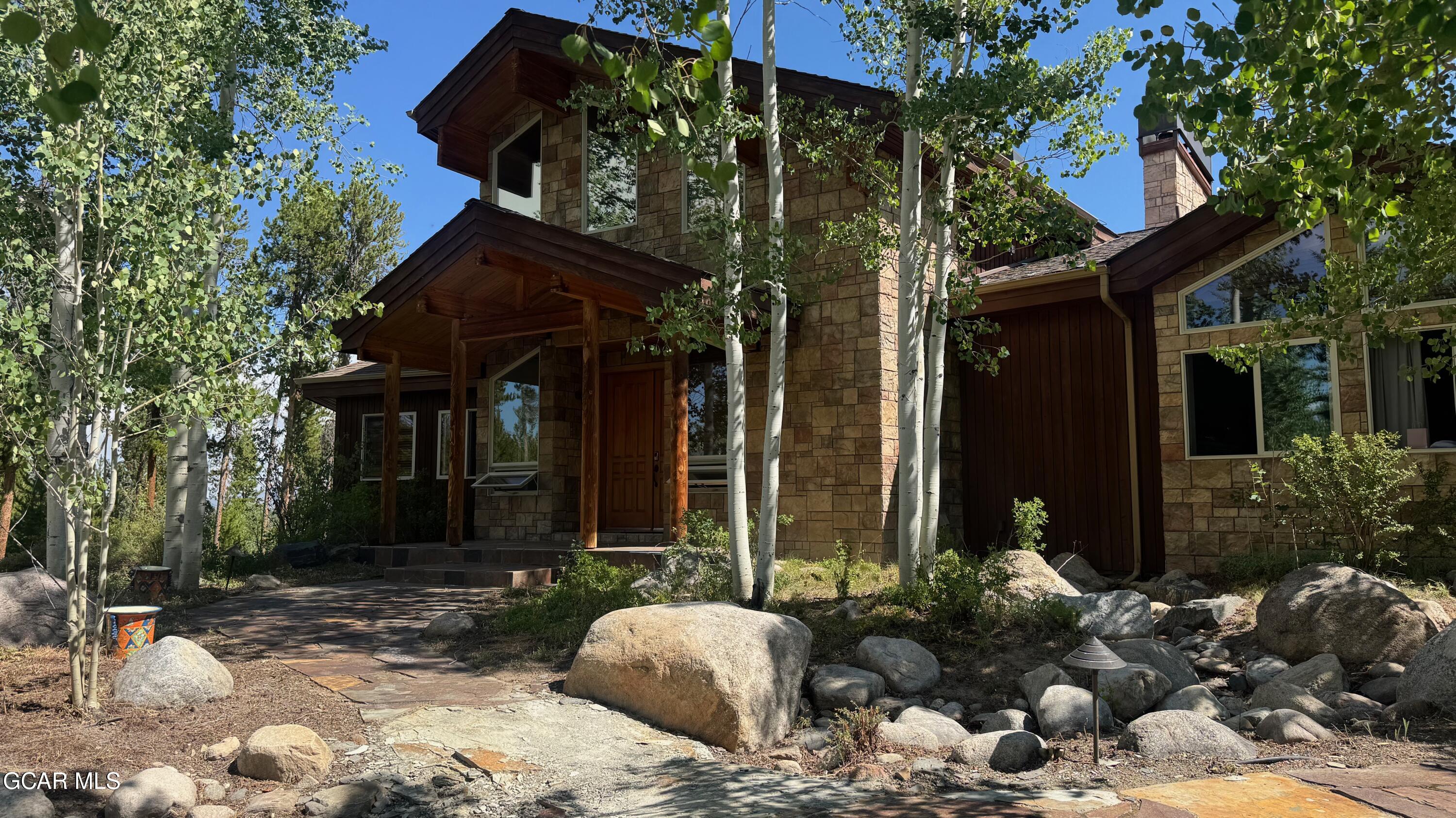 2940 Golf Course Circle