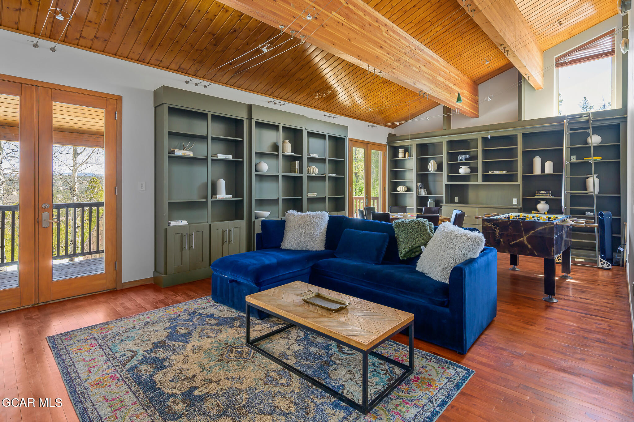 2940 Golf Course Circle