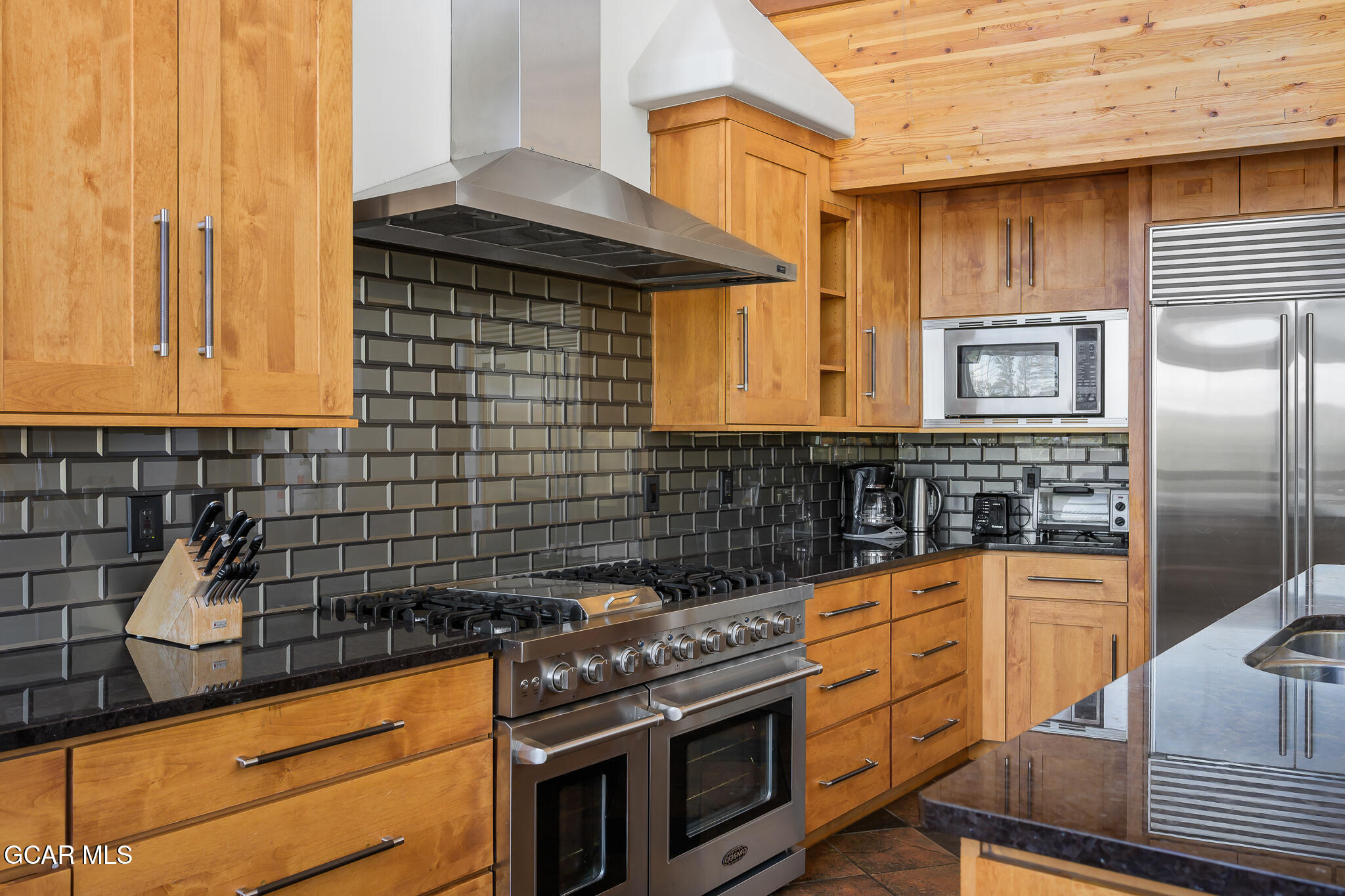 2940 Golf Course Circle