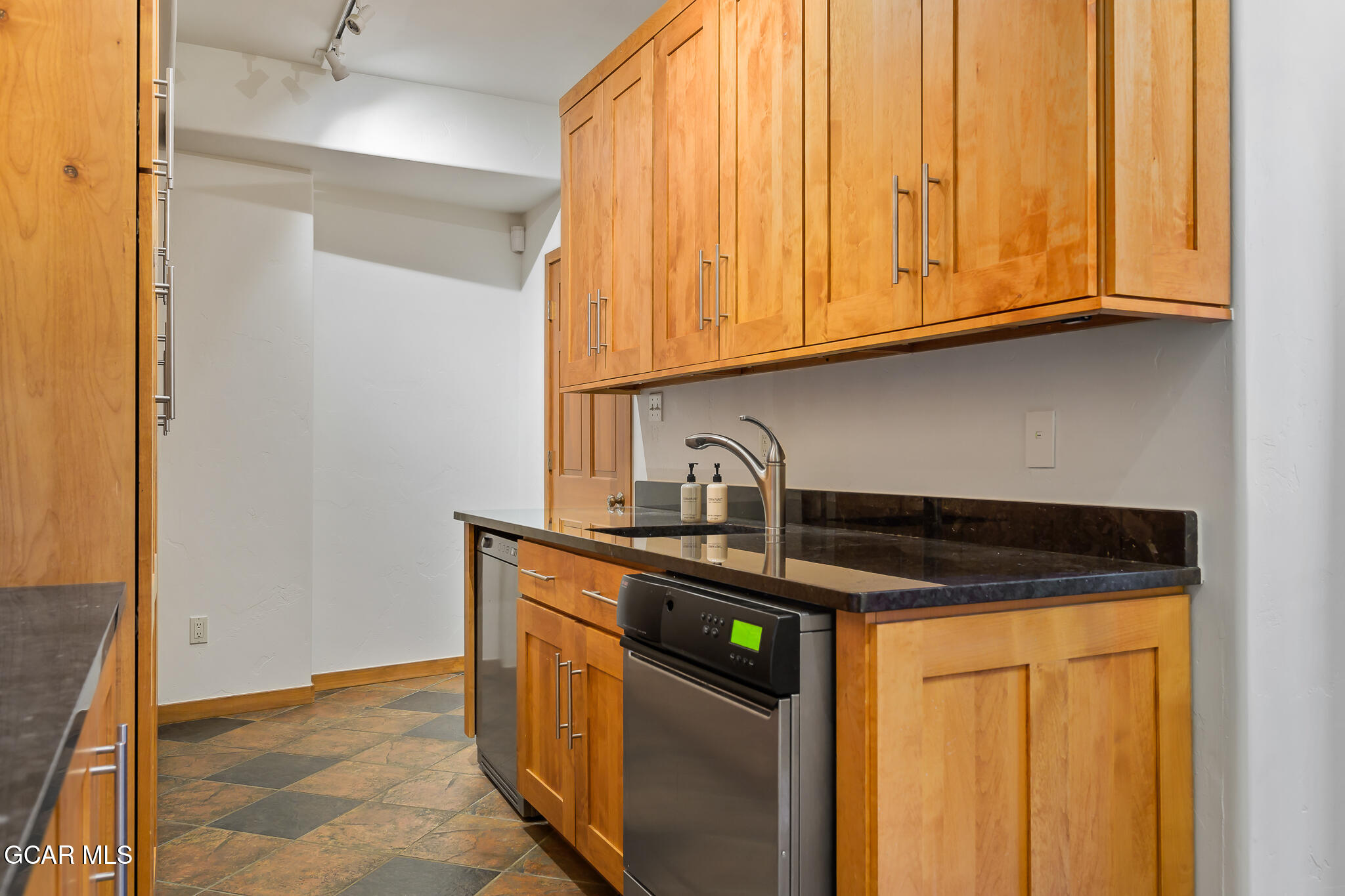 2940 Golf Course Circle