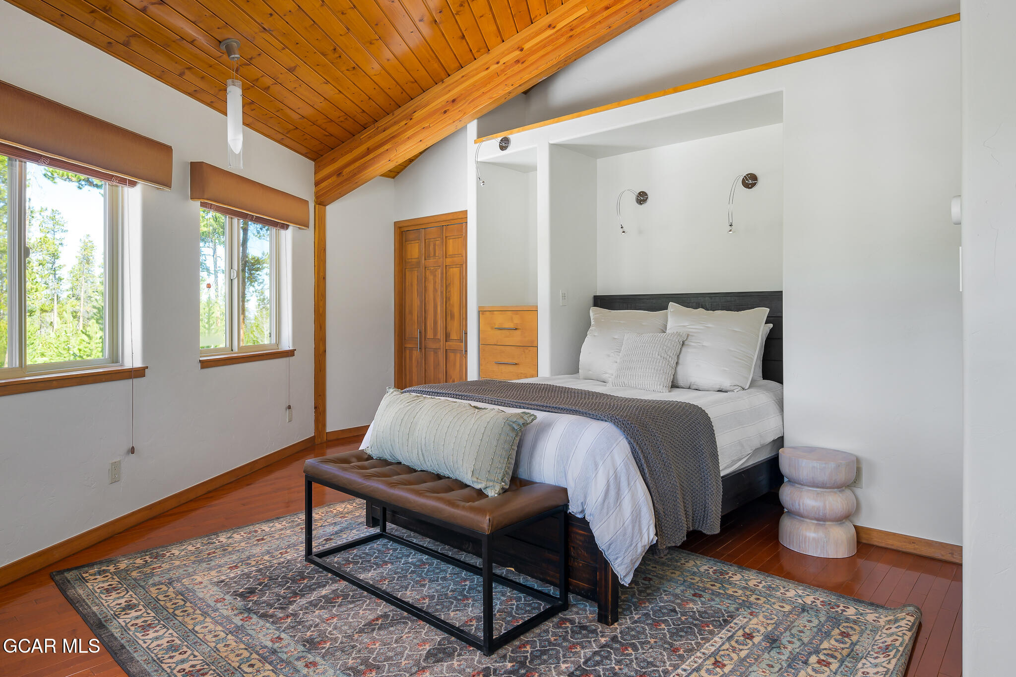 2940 Golf Course Circle