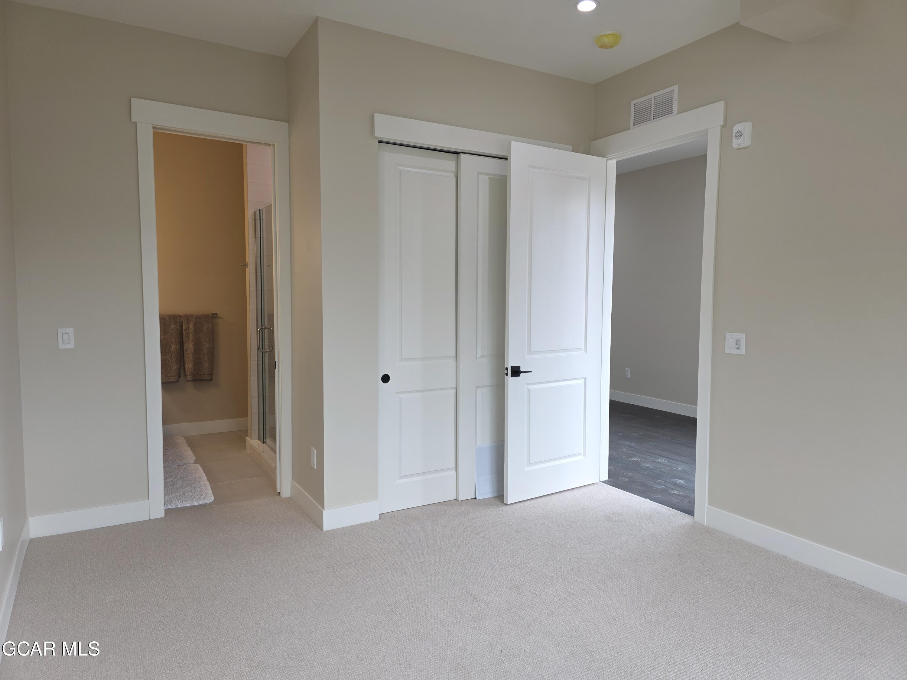 505 GRAND Avenue 202